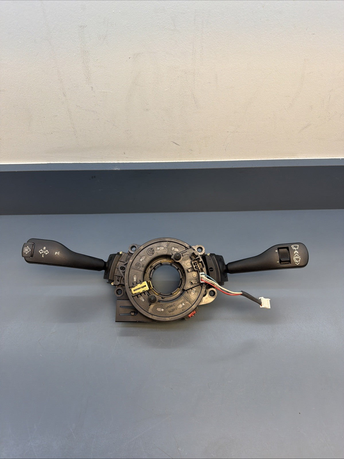 01-06 BMW E46 3-SERIES STEERING COLUMN TURN SIGNAL WIPER SWITCH 8376445 OEM