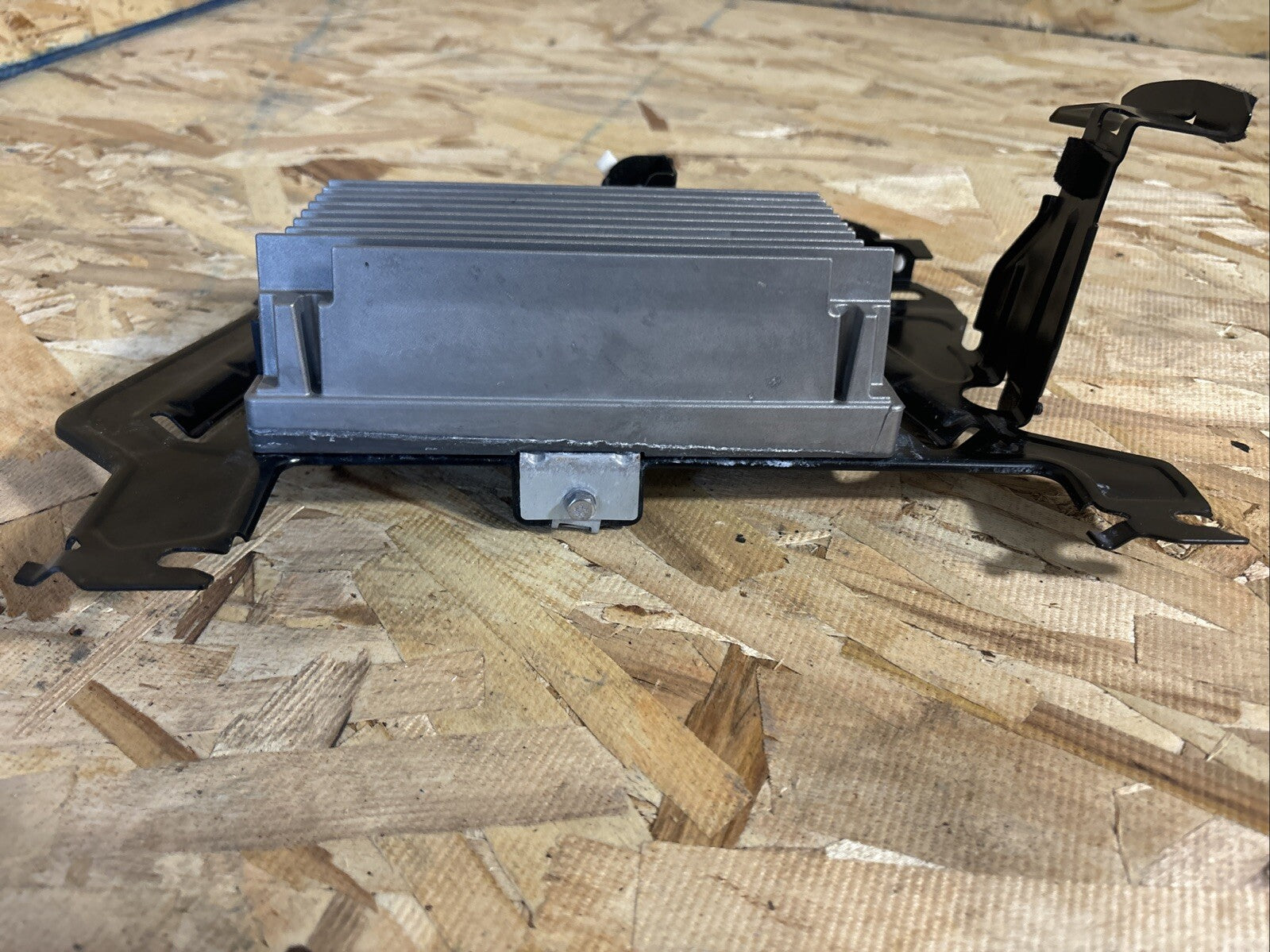 2012 2013 2014 2015 BMW 320i Amp Audio Sound System Amplifier OEM 9312454