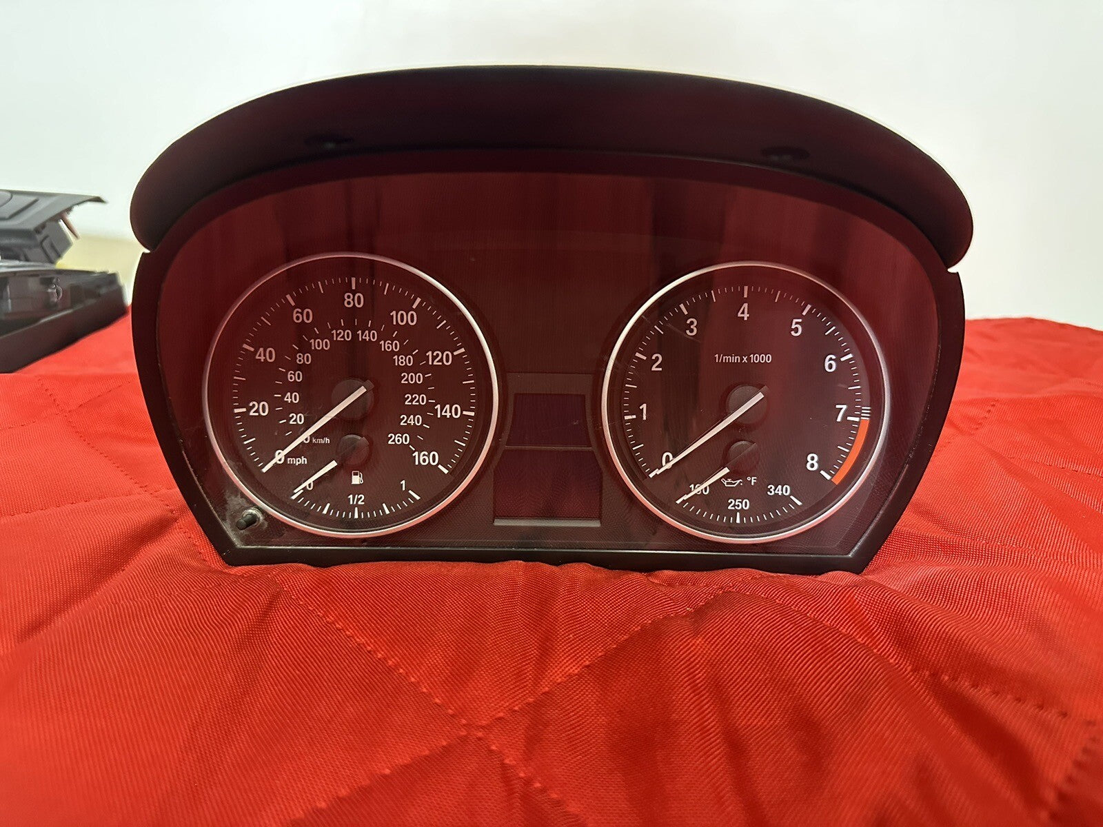07-13 BMW E90 E92 E93 SPEEDOMETER INSTRUMENT CLUSTER SIEMENS OEM 9187084