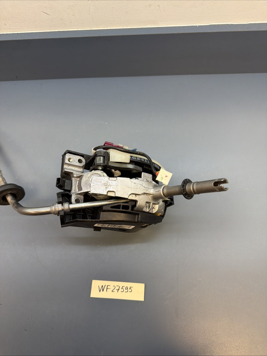 BMW X3 3.0 E83 2007-10 AUTOMATIC TRANSMISSION SHIFTER w/ CABLE 3423597