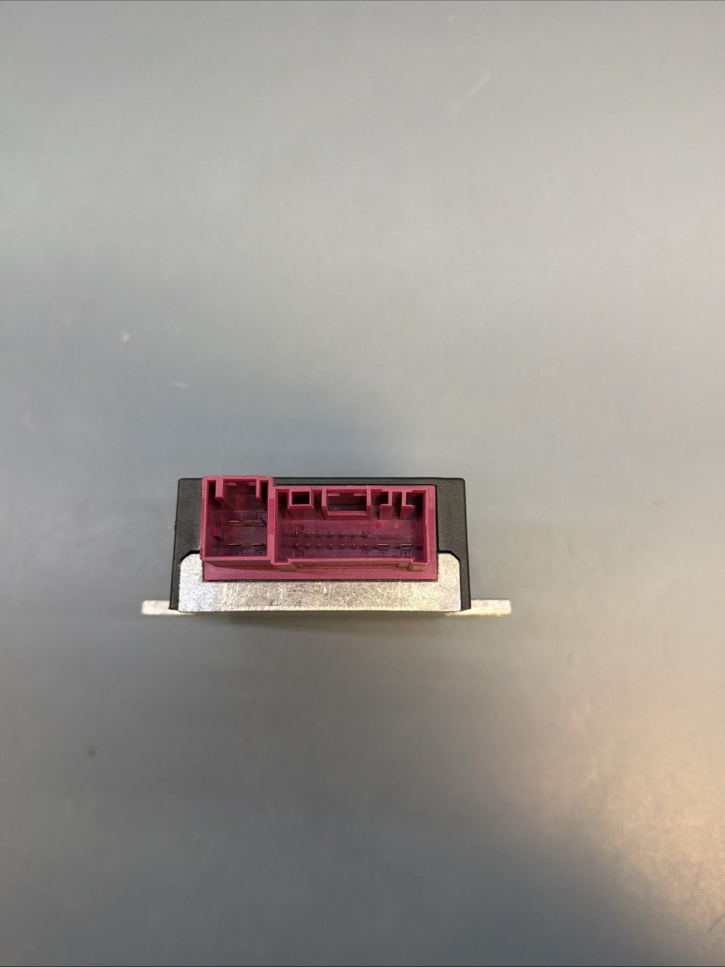07-13 BMW E93 E90 EKPM3 Fuel Pump Control Module 7276046