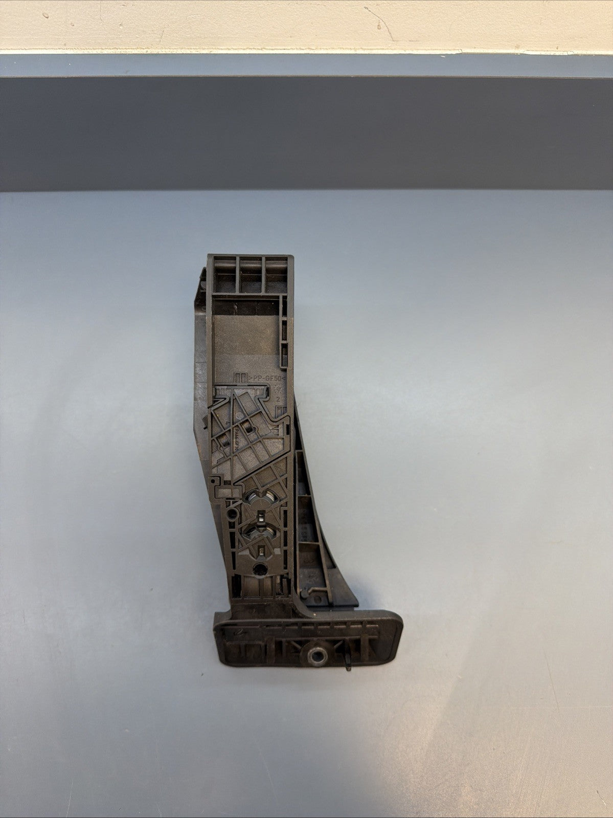 10-17 BMW 528 535 550 640 650 740 750 THROTTLE ACCELERATION GAS PEDAL 6858574