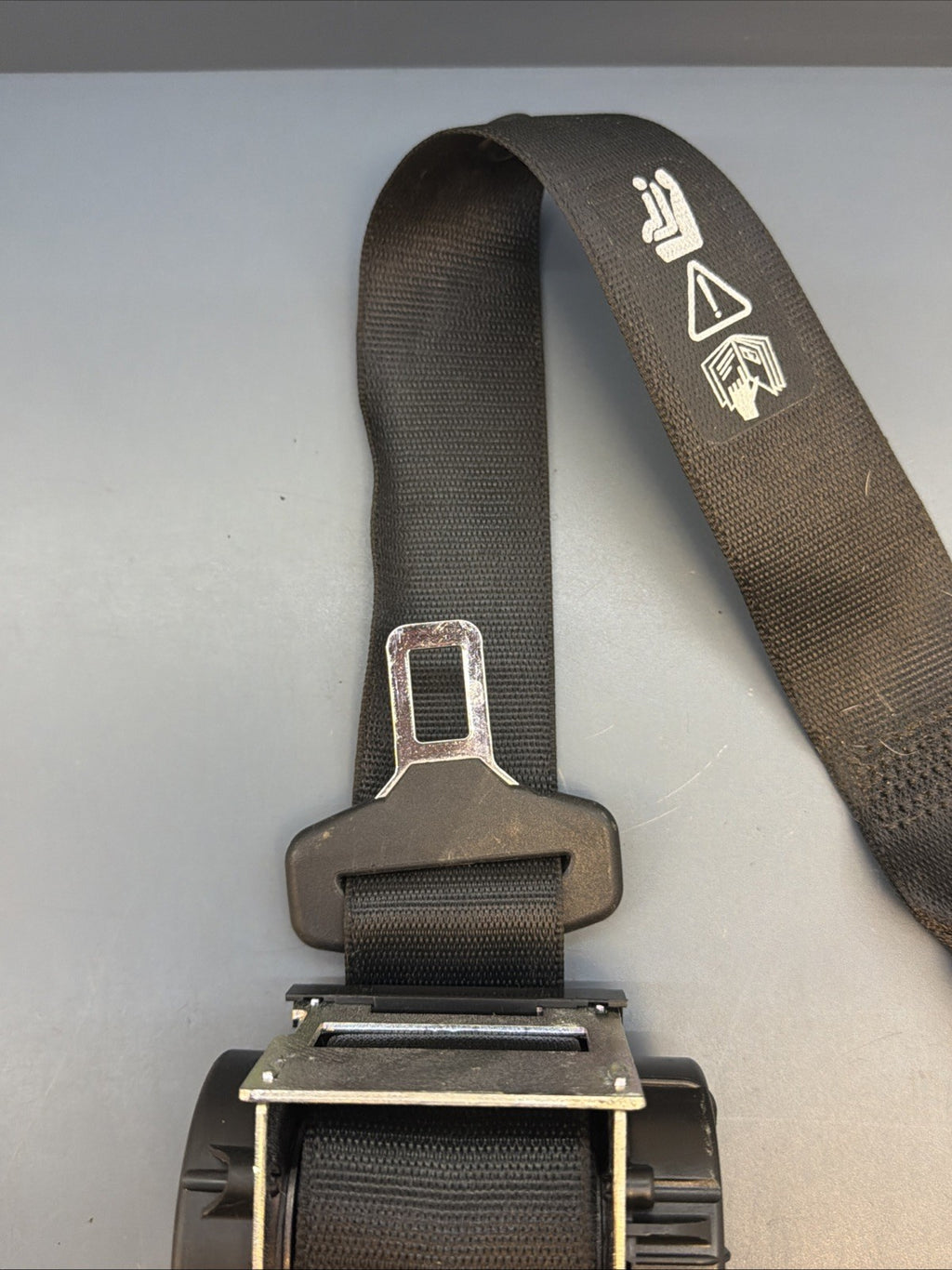 OEM Rear Right Or Left Seatbelt FOR 2012 2013 2014 2015 BMW X1 E84 608201000D