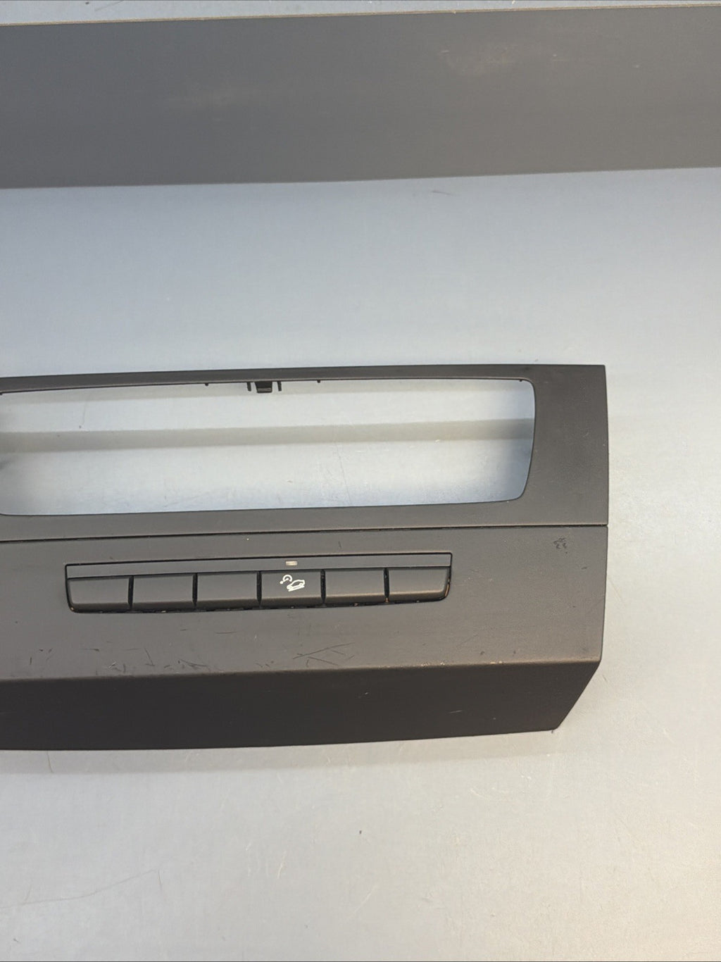 06-13 BMW E90 E92 E93 328 335 Dashboard Center Switch Trim Cover Black 6962596