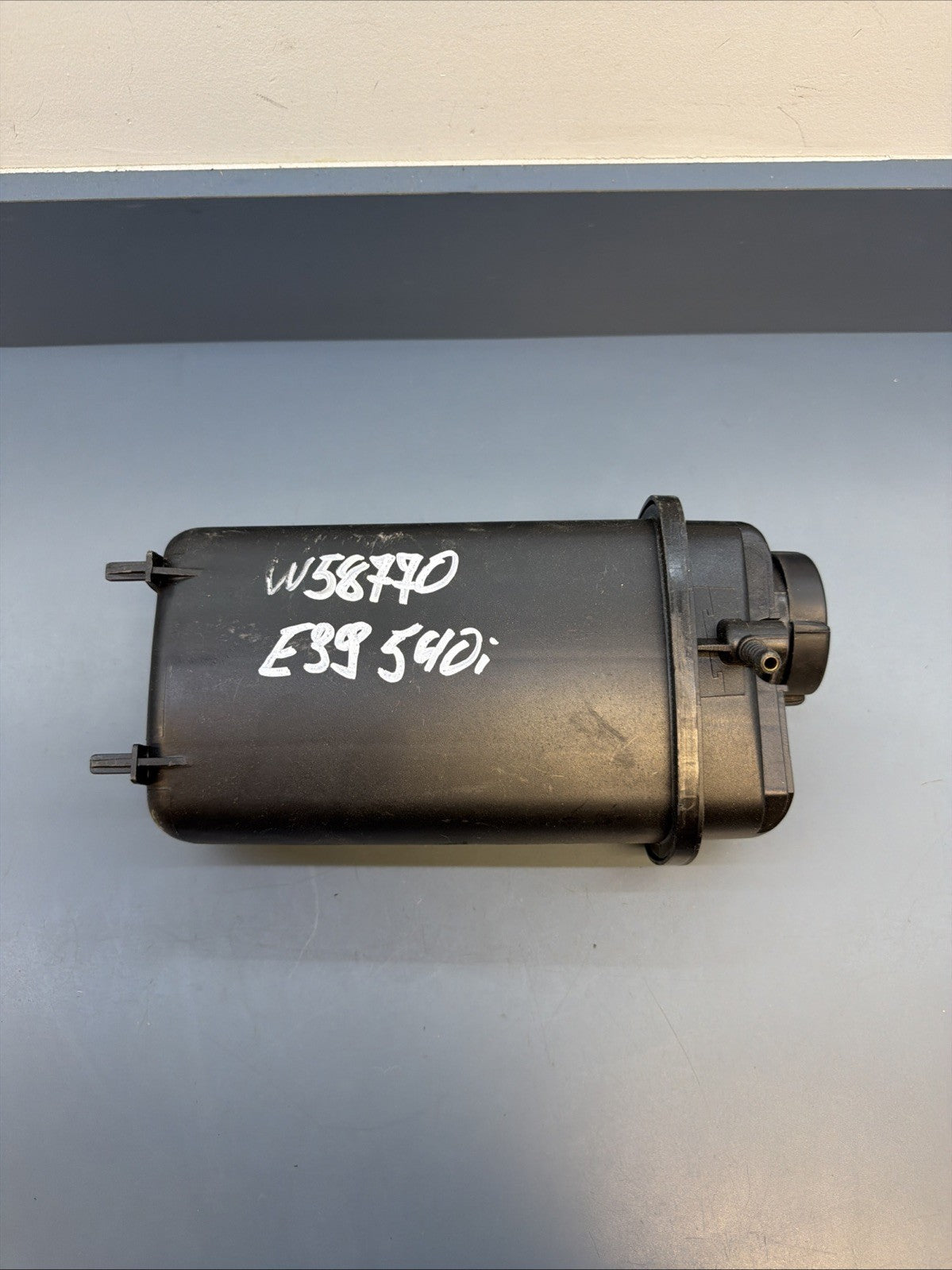 98-03 BMW E39 525i 530i 540i RADIATOR COOLANT EXPANSION TANK 1436381 OEM