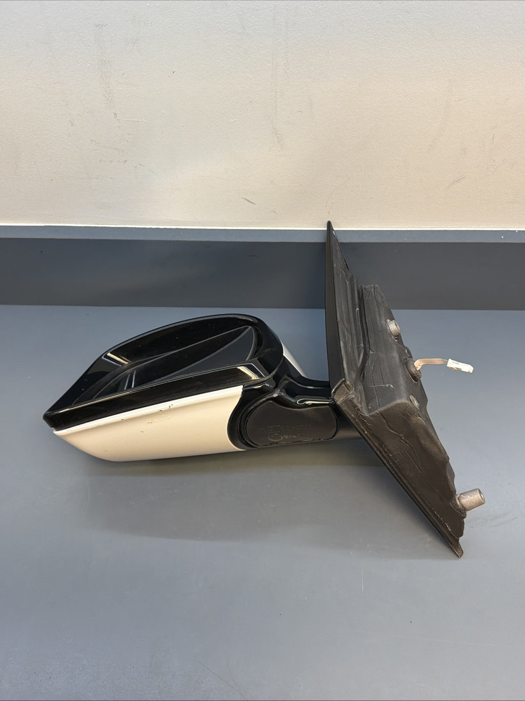 04 05 06 07 08 09 BMW X3 DRIVER LEFT SIDE VIEW POWER DOOR MIRROR OEM 010790