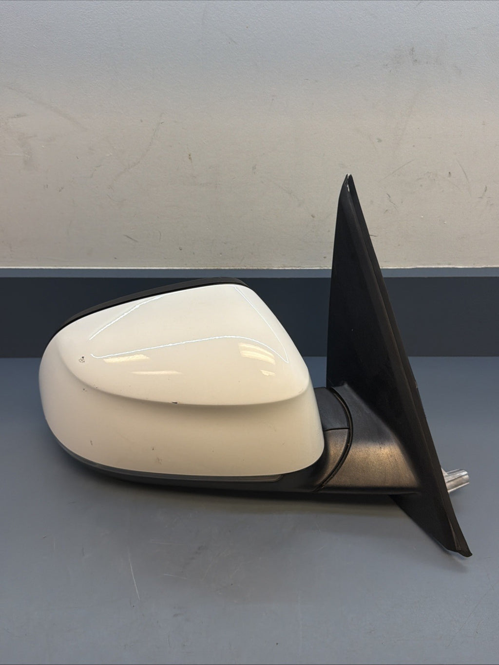 BMW 2011-2017 F25 X3 RIGHT PASSENGER SIDE MIRROR WHITE OEM A047145