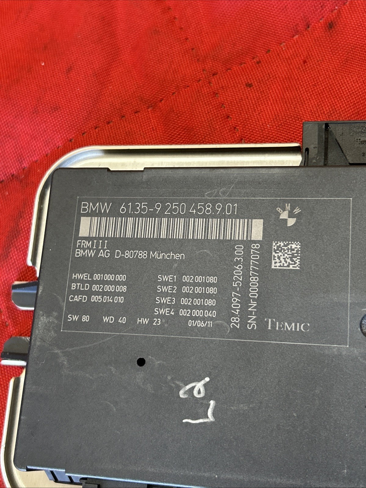 BMW F25 X3 FRMIII FRM 3 FOOTWELL LIGHT BODY CONTROL MODULE FRM3 9250458