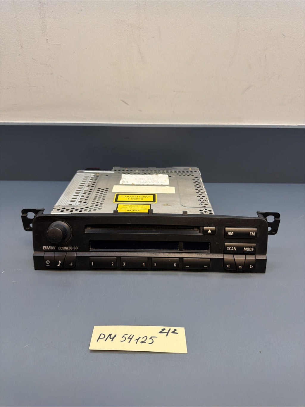 BMW 97-06 E46 3 SERIES BUSINESS CD AM/FM RADIO PLAYER OEM 6921963