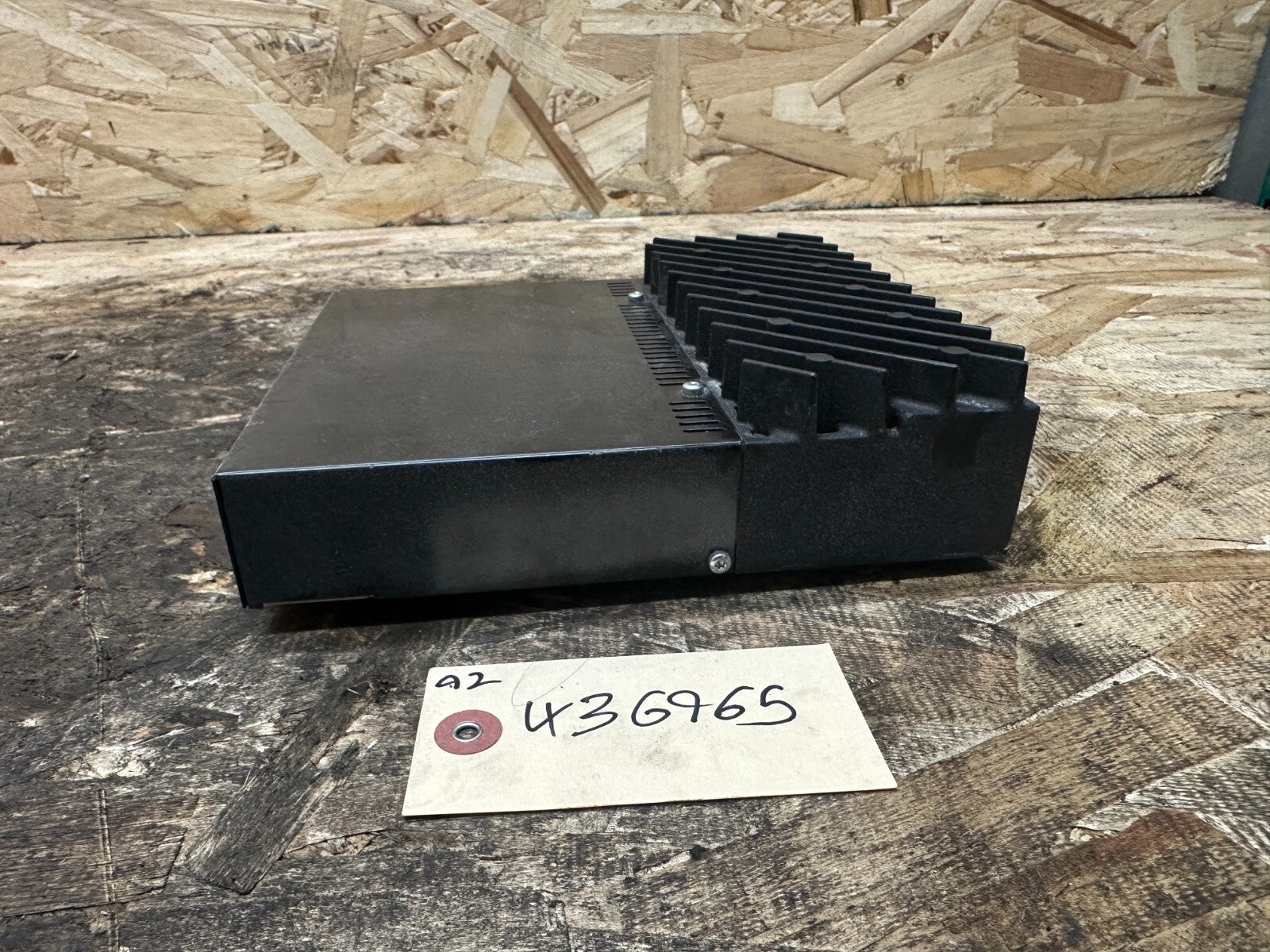 BMW 2006-2012 E90 LEAR HiFi RADIO AUDIO AMPLIFIER OEM 9143156