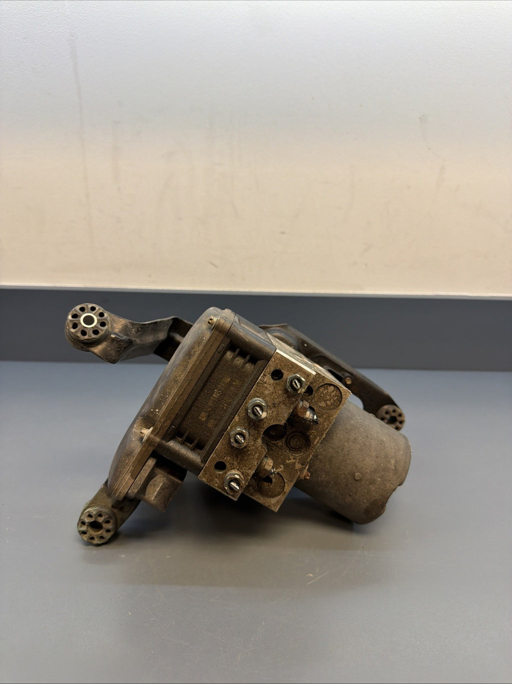 BMW E70 E71 X5M X6M DSC ABS Pump Module 6795778