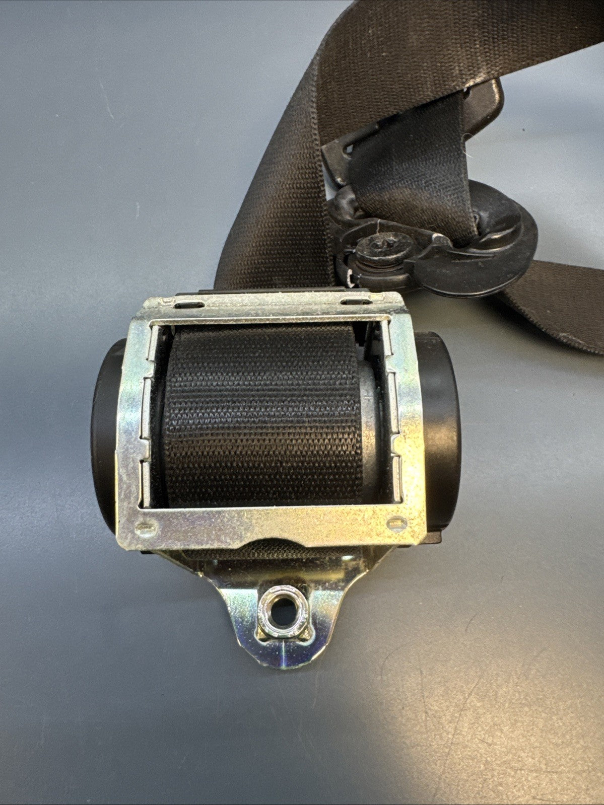 OEM Front Left Seat Belt FOR 2007 2008 2009 BMW 528i 535I E60 601629800D