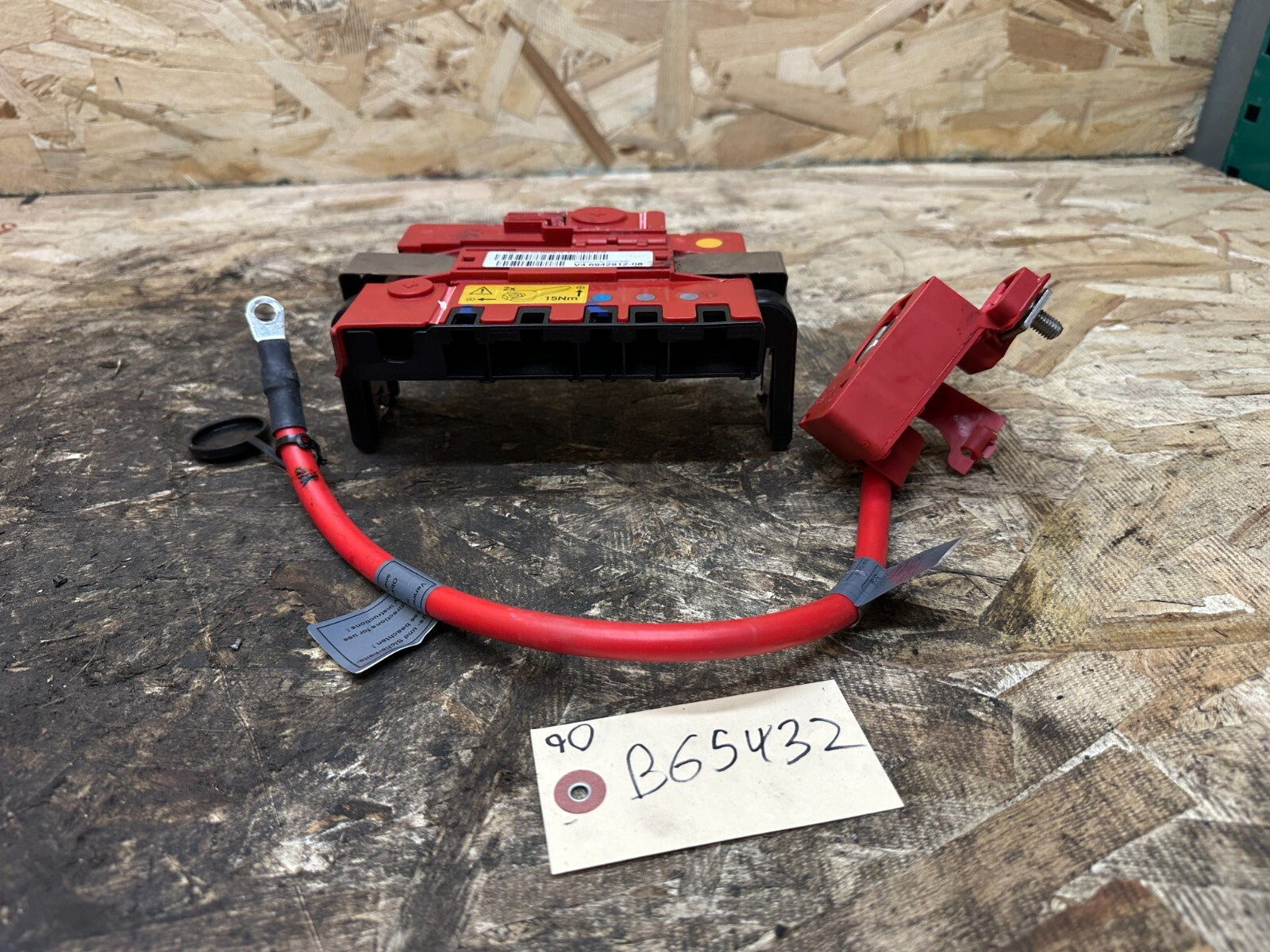 BMW 1 3 X1 SERIES E8X E9X POSITIVE POWER DISTRIBUTION BOX OEM 6942912+6982227