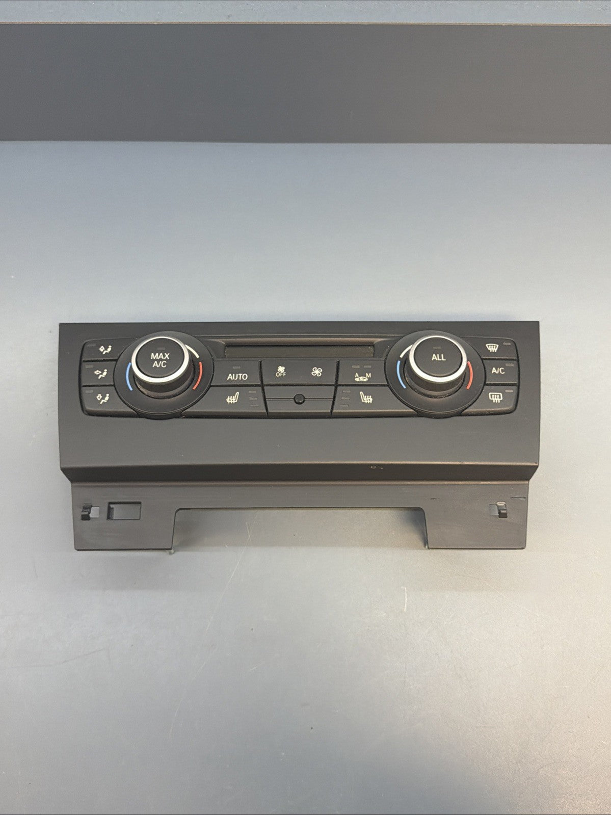 2012-2015 BMW X1 E84 A/C HEAT CLIMATE CONTROL PANEL OEM 9292262