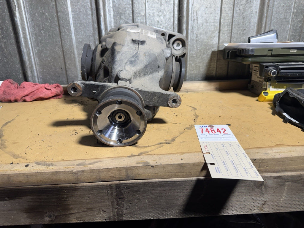 BMW REAR DIFFERENTIAL E60 SERIES 525Xi AUTO FINAL DRIVE 4.10 7541546
