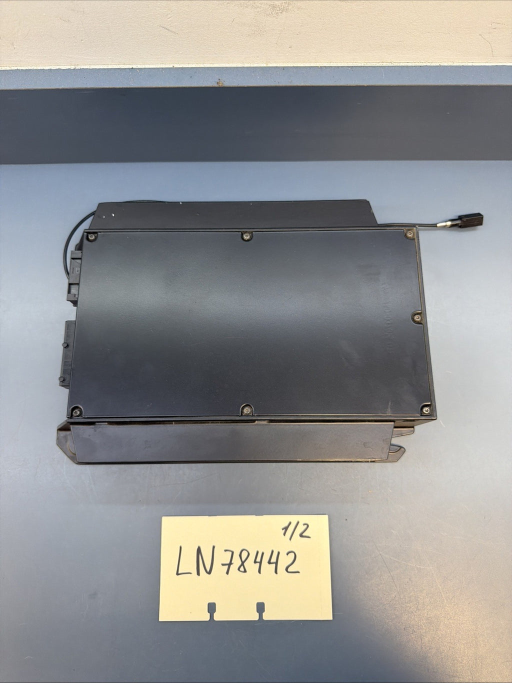 95/06 BMW E38 E39 X5 525I 750IL E53 DSP2 LEAR RADIO STEREO AUDIO AMP 6905119