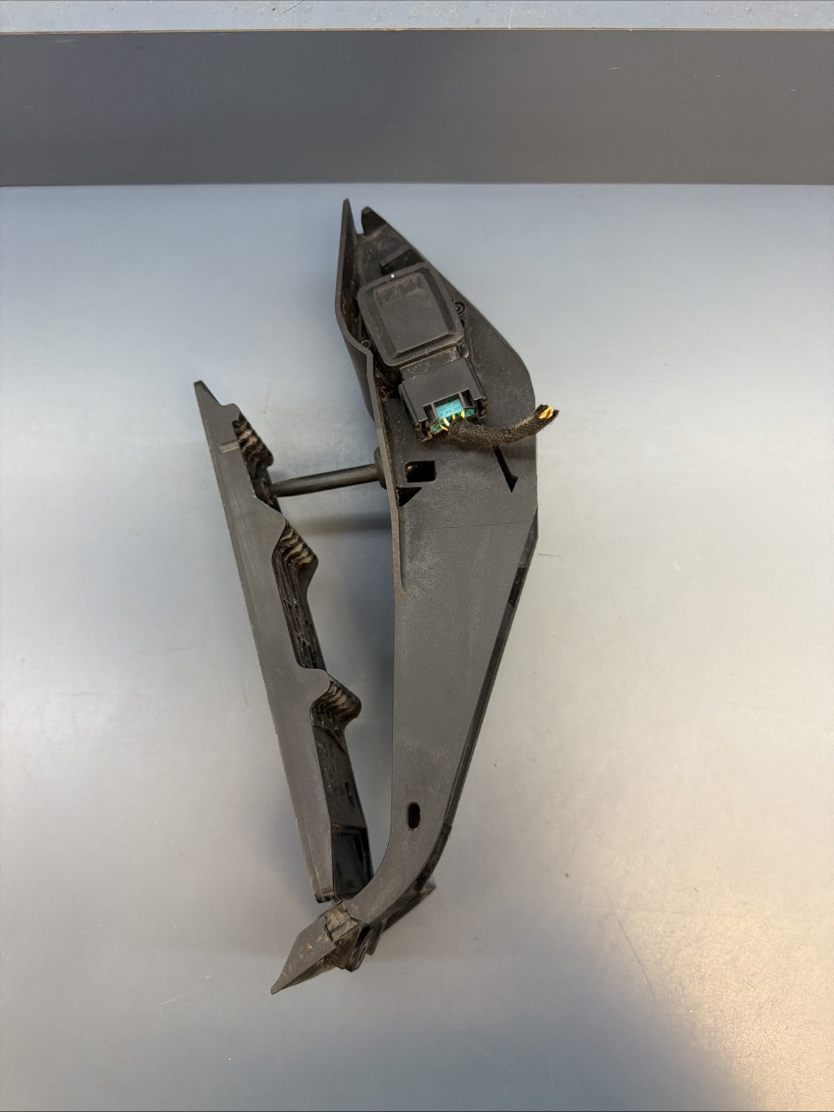 BMW E60 E90 E92 E83 3 5 SERIES X3 THROTTLE ACCLERATOR GAS PEDAL OEM 6772645