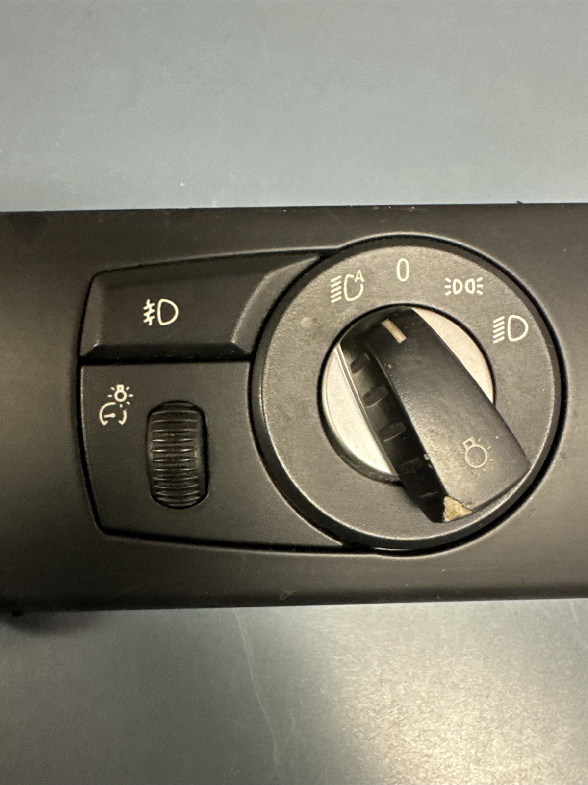 BMW E60 535xi 08-10 Headlight Fog Light Lamp Control Dimmer Switch 6988553