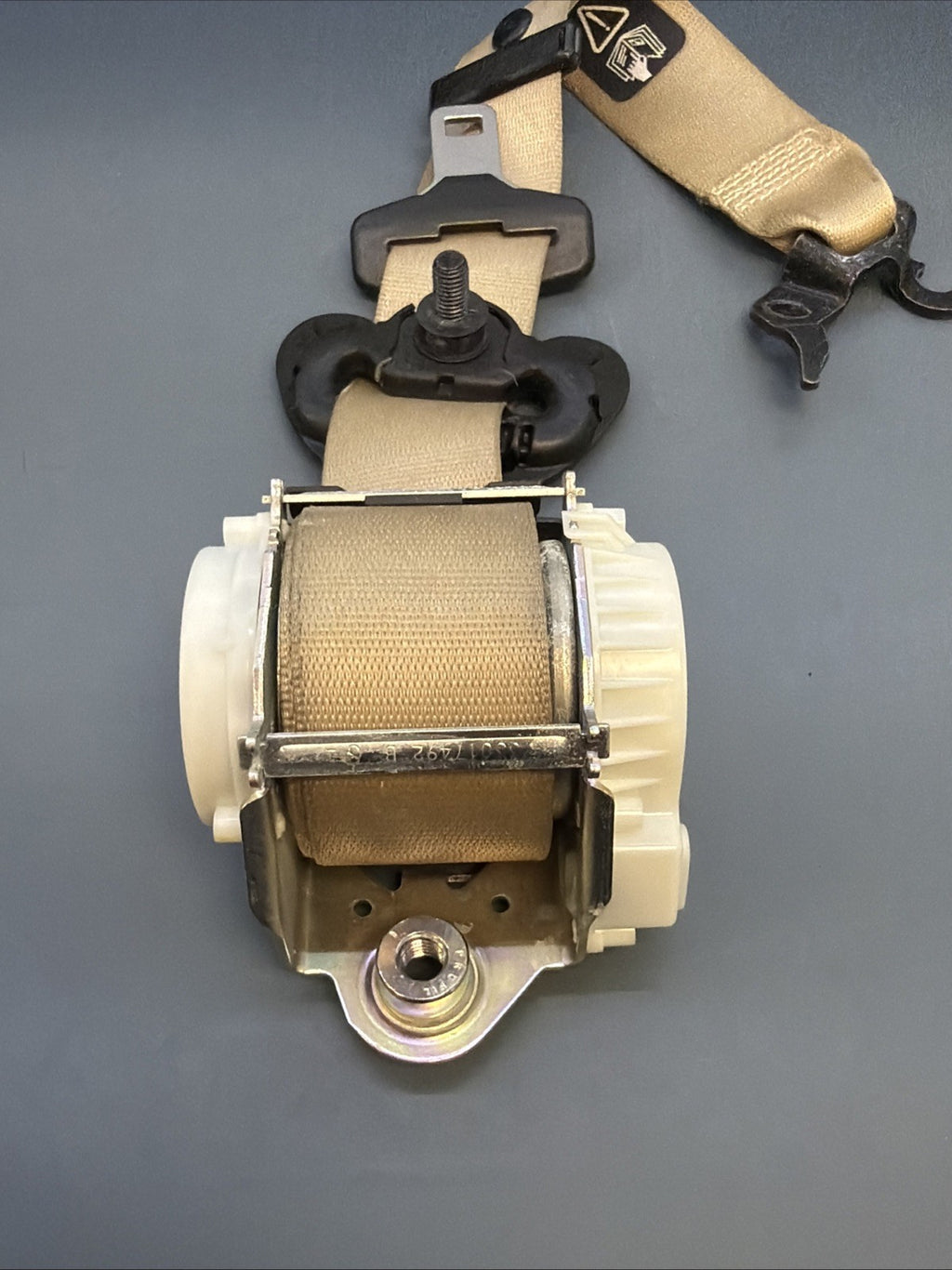 06-11 BMW E90 335i Front Right Passenger Side Seat Belt Retractor 34006653 BEIGE
