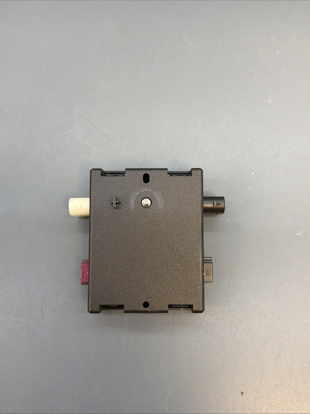 07-13 BMW X5 E70 Diversity Trap Circuit Antenna Amplifier Module 9141491 OEM