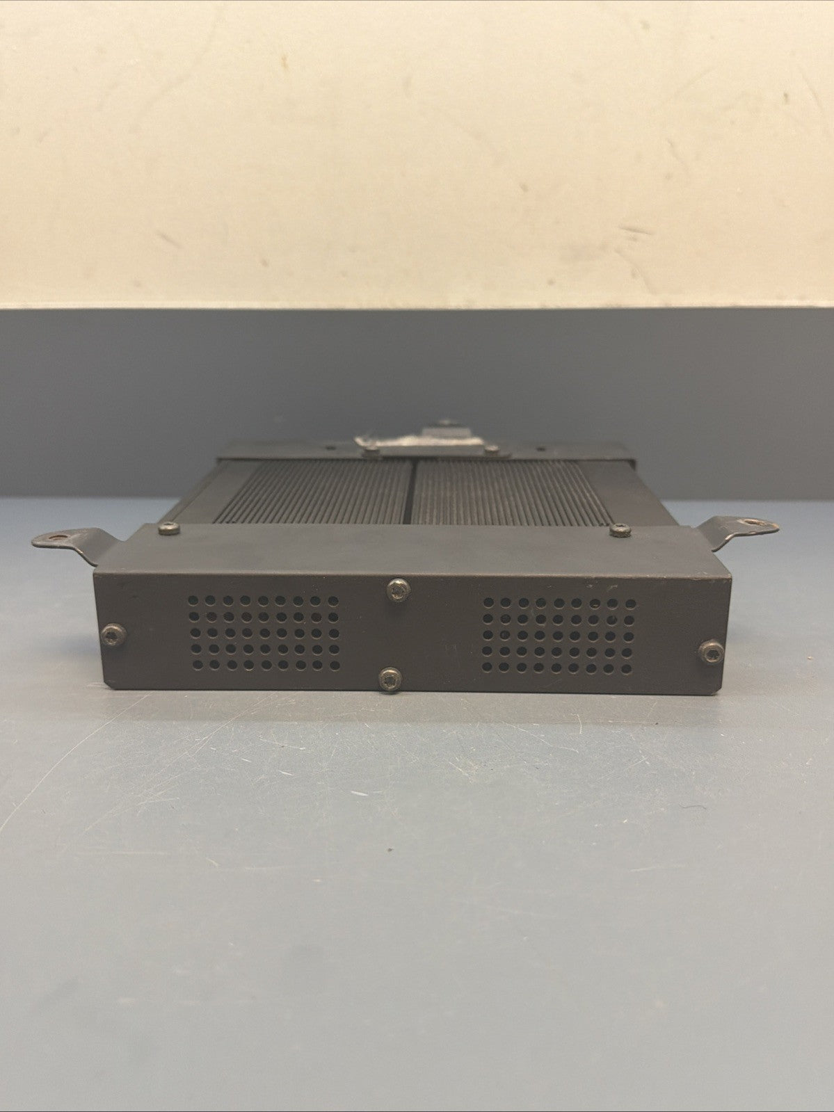 99-05 BMW E46 3 Series Harman / Kardon Audio Radio Amplifier Genuine 6920996