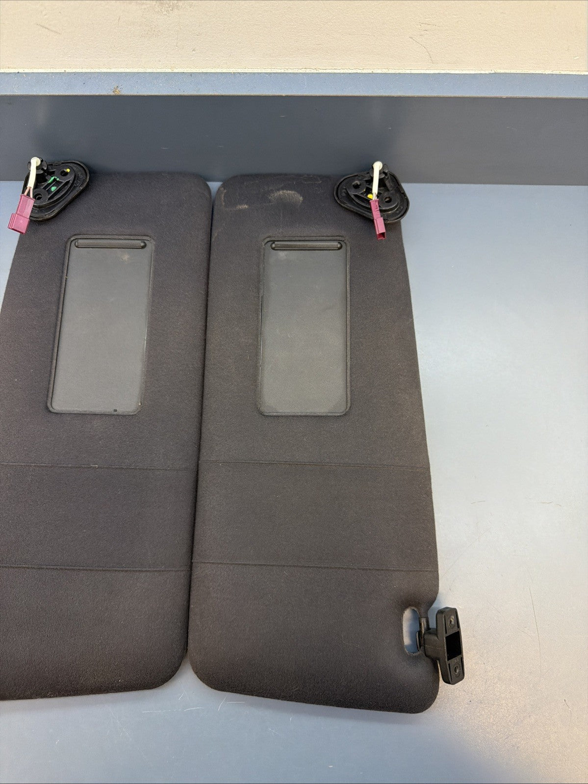 01-06 BMW E53 X5 Right Left Sun Visors Shade Mirror Black OEM