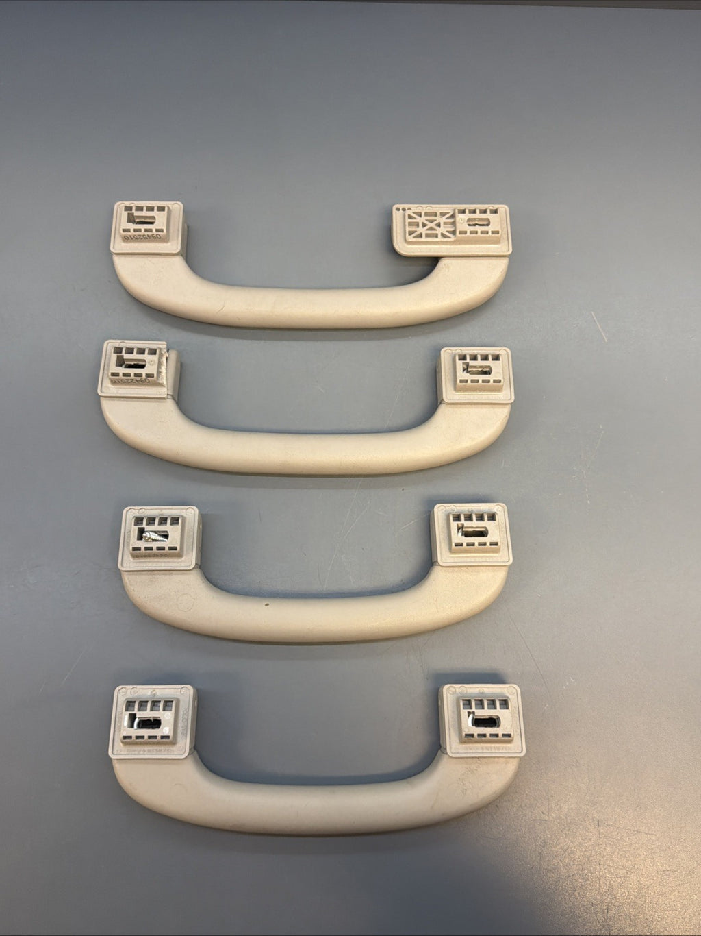 06-12 BMW 328i E90 Front & Rear Upper Interior Roof Grab Handle Set 9143529 GRAY
