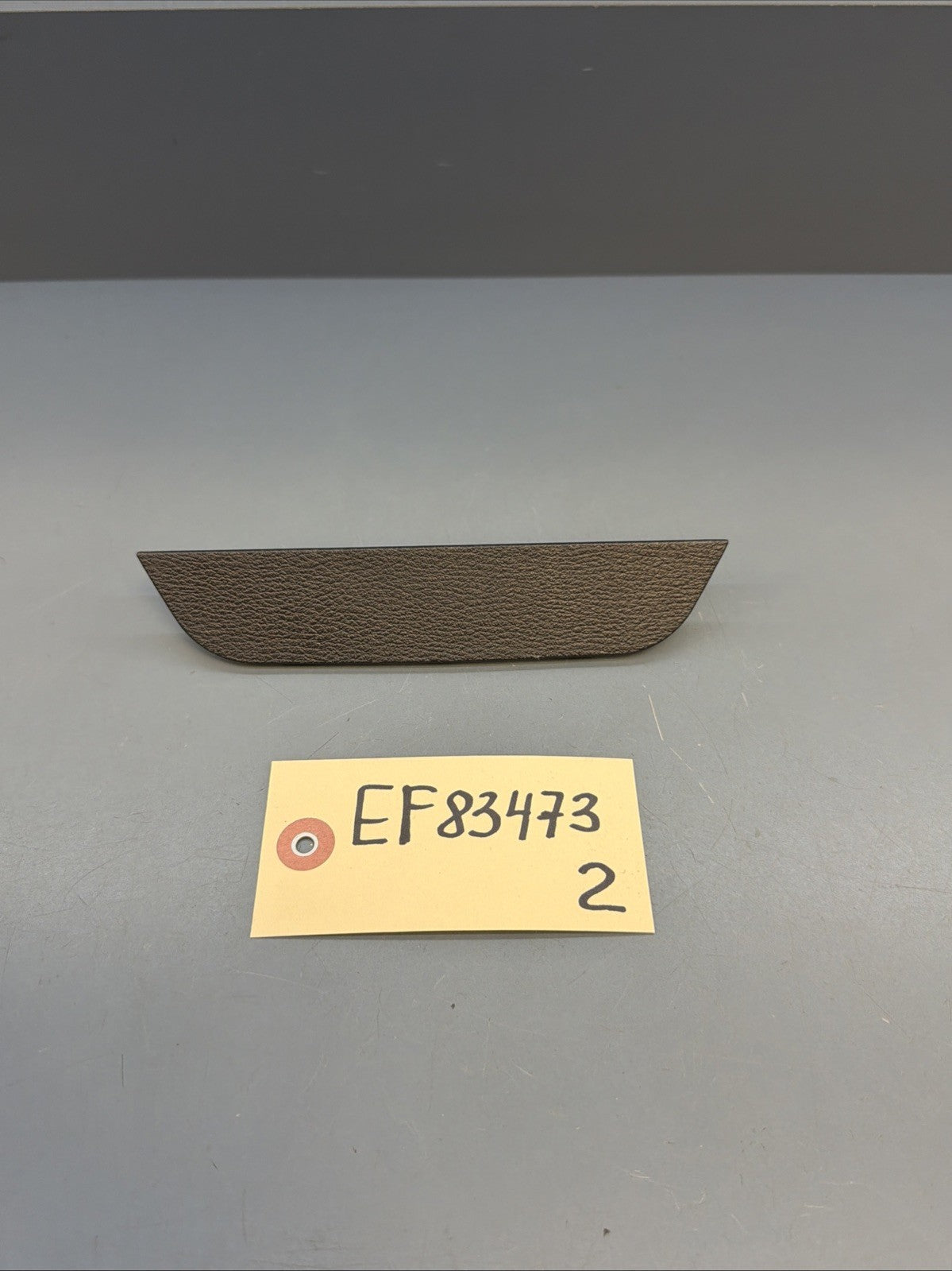 2018-2023 BMW X2 F39 RIGHT SIDE CENTER CONSOLE BOLT SCREW COVER TRIM CAP 9335227
