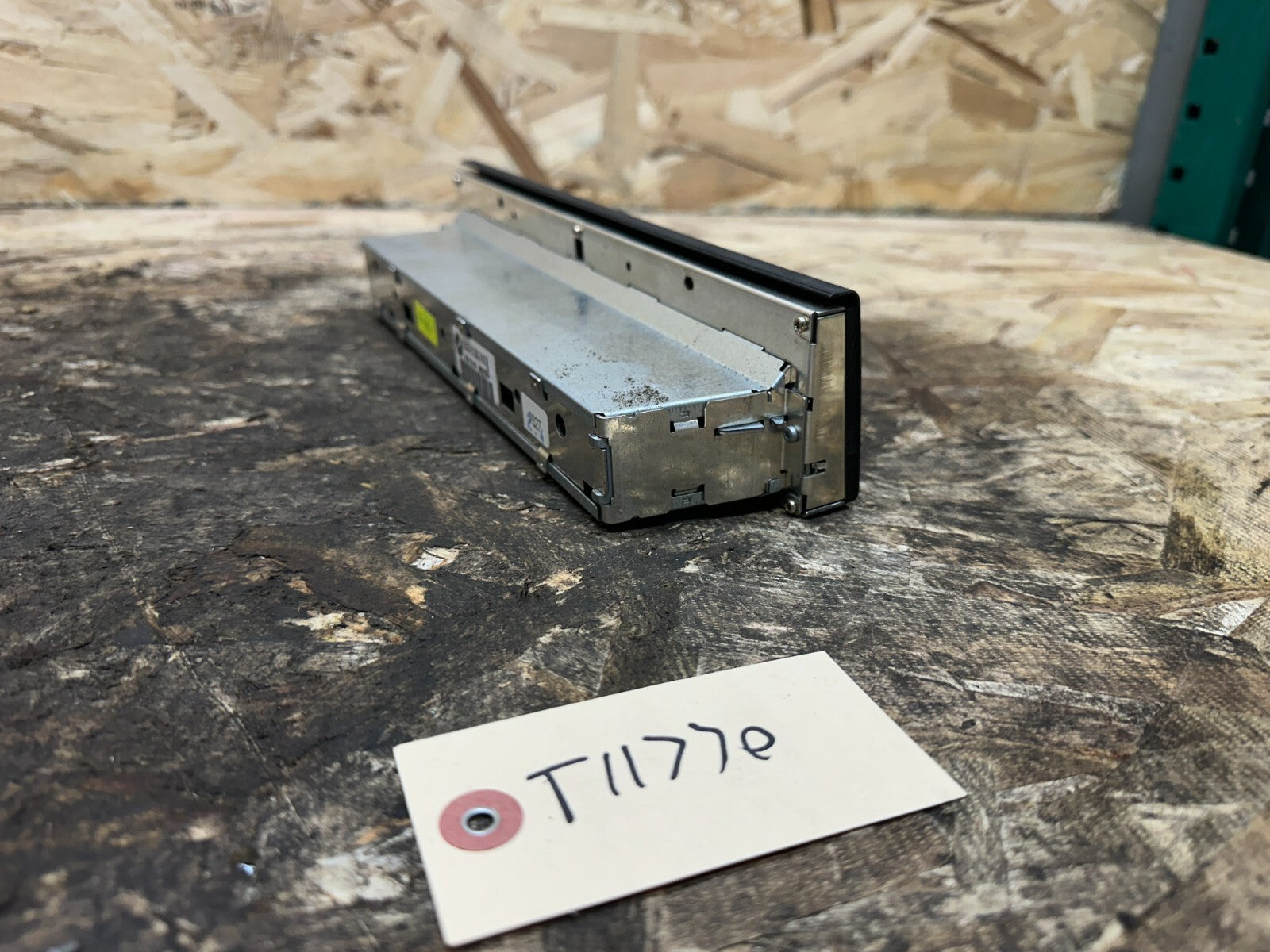BMW 1997-2003 E39 5 SERIES AM FM AUDIO RADIO CONTROL PANEL OEM 65828360740