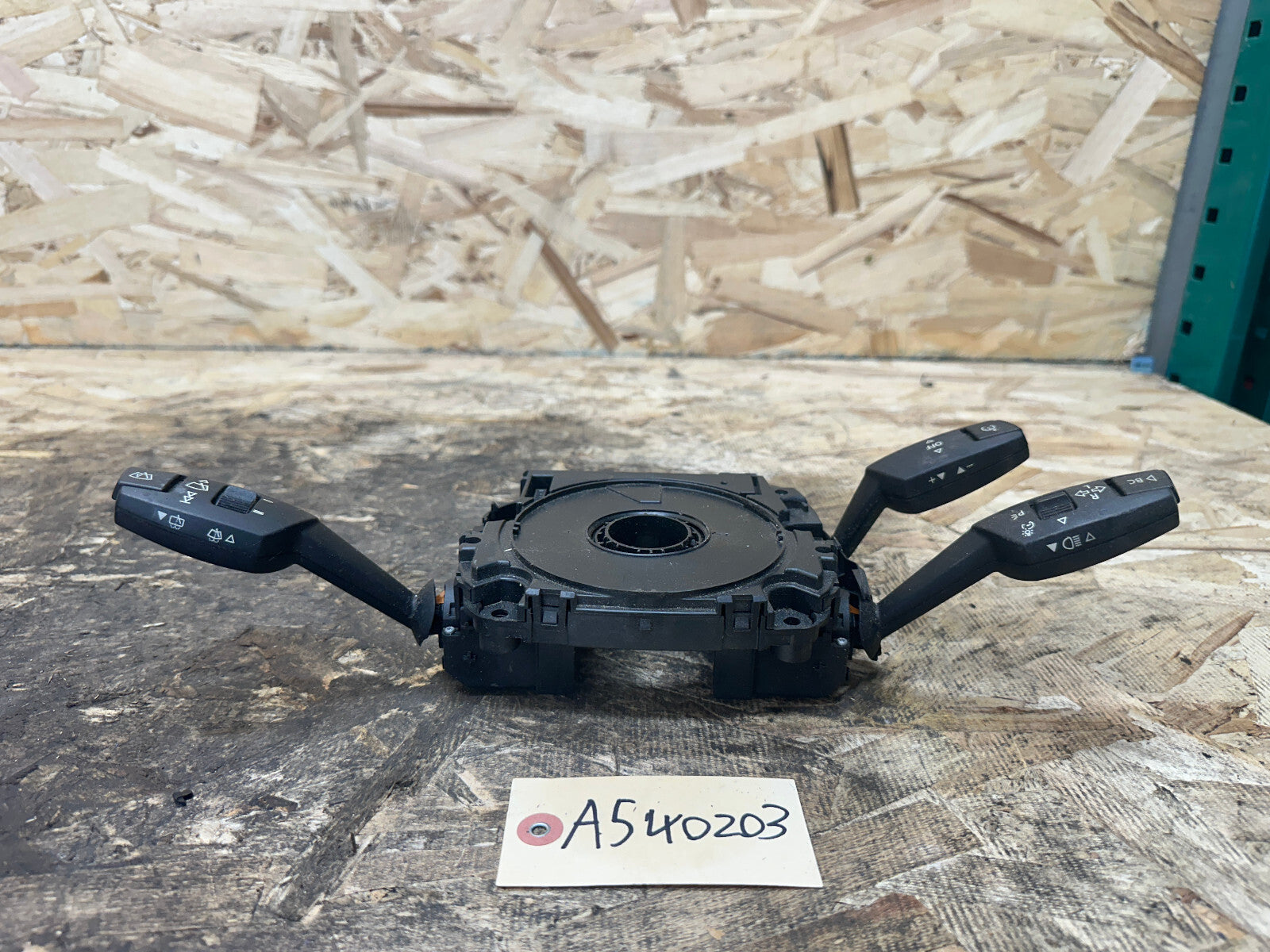 BMW 07-15 E91 LCI 3 SERIES E84 X1 STEERING WHEEL SWITCH COLUMN OEM 9169763
