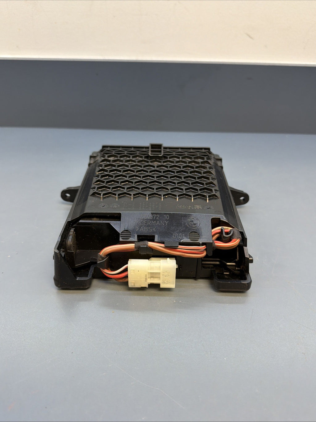 08-10 BMW 5 SERIES E60 FRONT CENTER CONSOLE ASHTRAY STORAGE 6976376 OEM
