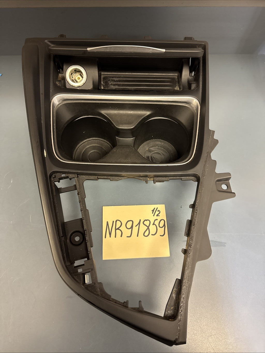 2012-2016 BMW 328i CENTER CONSOLE CUP HOLDER ASHTRAY COVER TRIM 9218925 OEM.