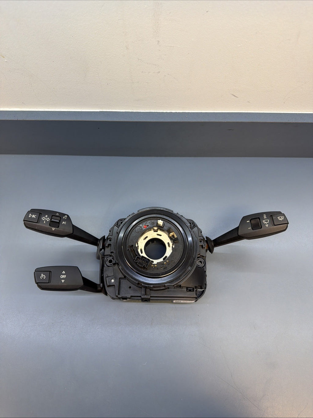06-13 BMW E90 E92 328i Steering Column Switch Clockspring Clock Spring 9121901