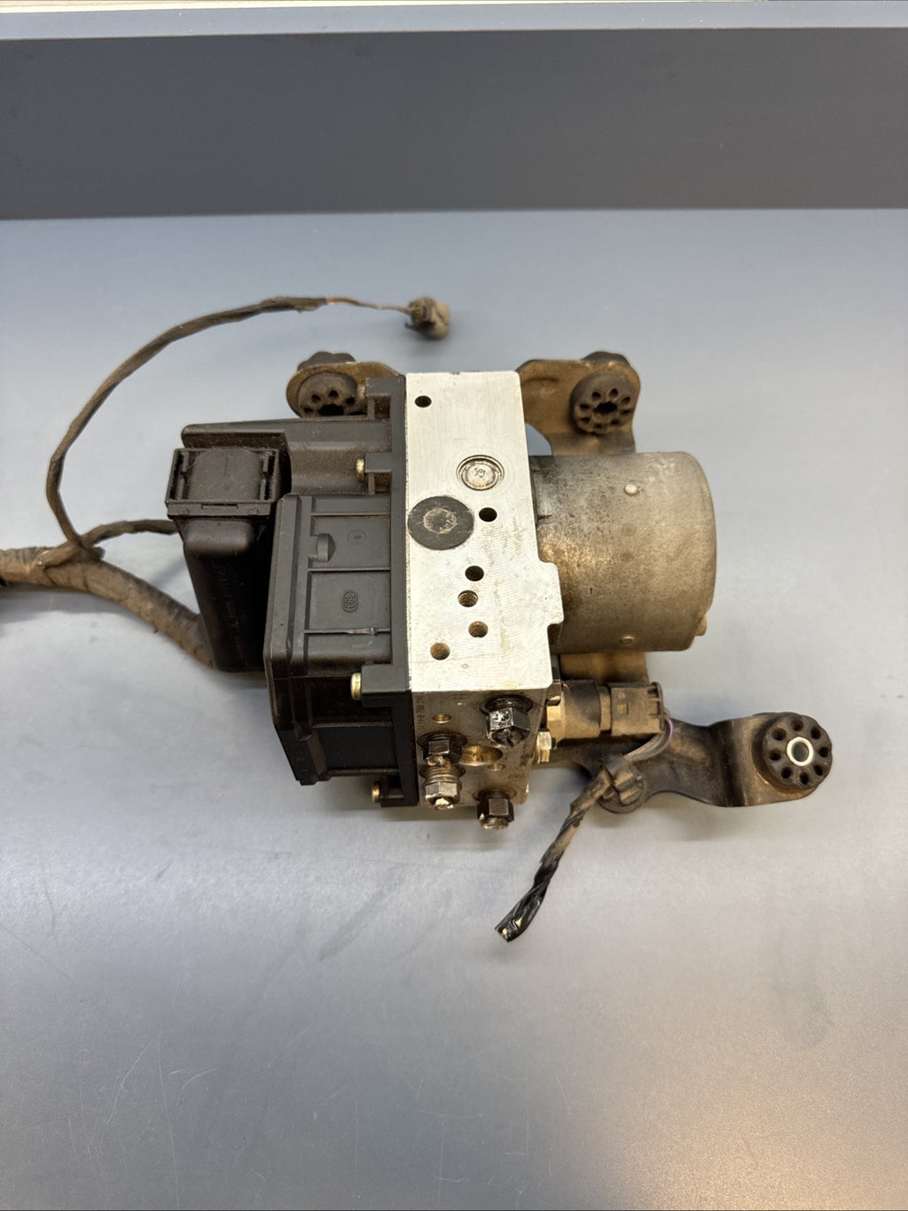 2004-2006 BMW X5 Anti-Lock Brake Pump ABS Module Assembly OEM