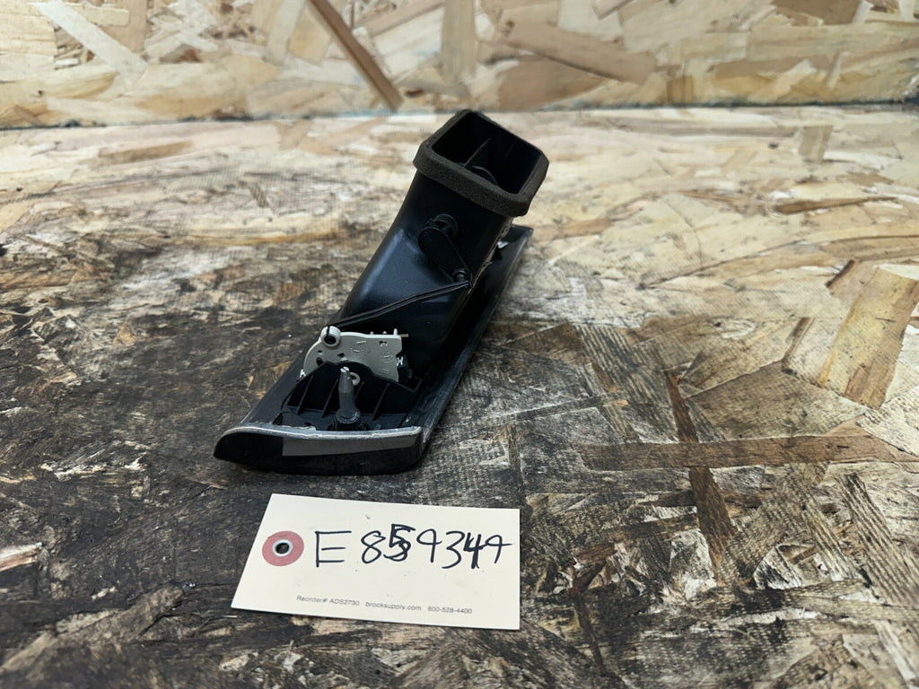 BMW 06-13 E90 BROKEN FRONT LEFT/DRIVER SIDE DASH AIR VENT BAMBUS OEM 9130459