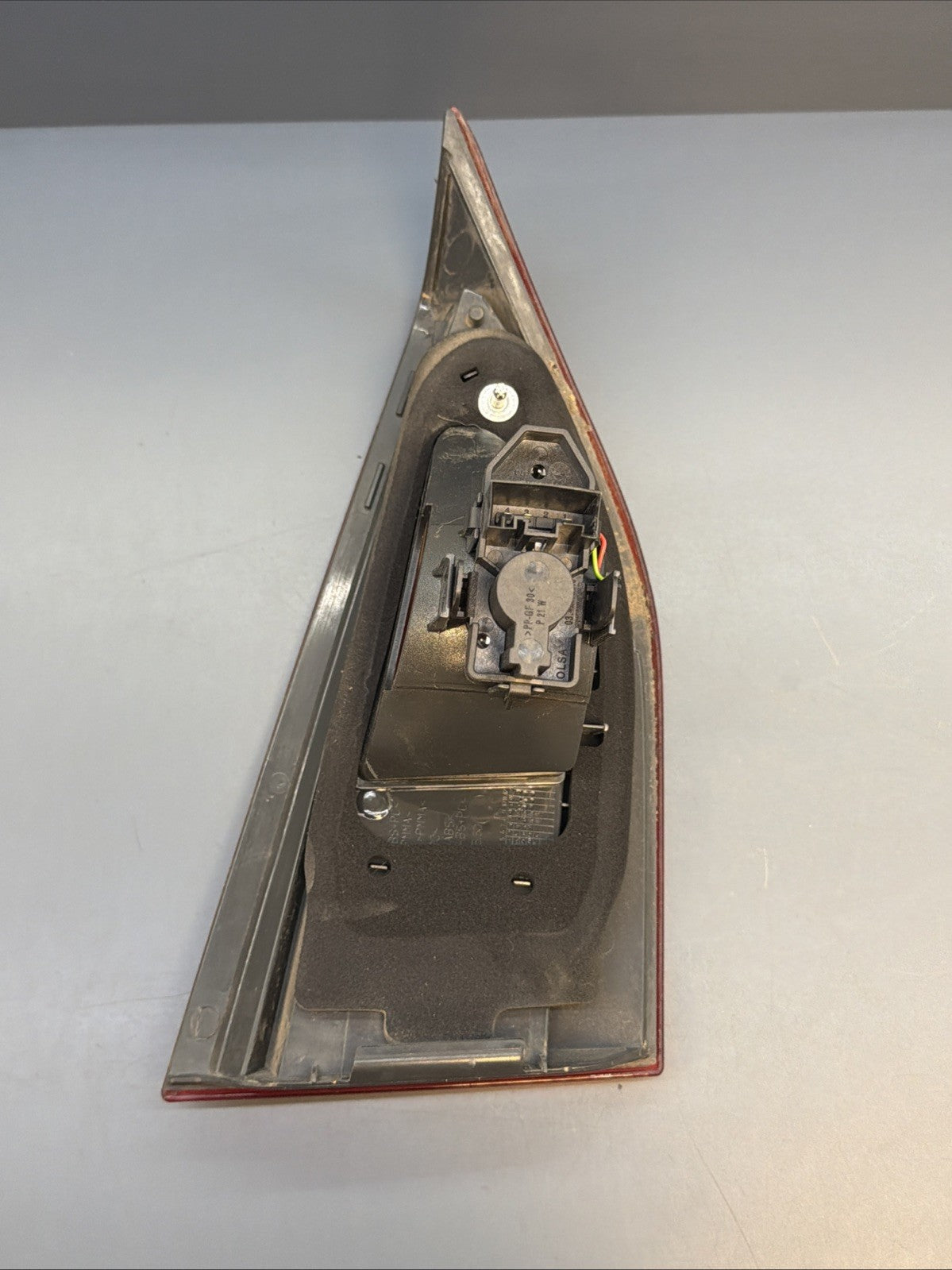 2012-2015 BMW E84 X1 REAR RIGHT INNER TAIL LIGHT ASSEMBLY OEM 2990114