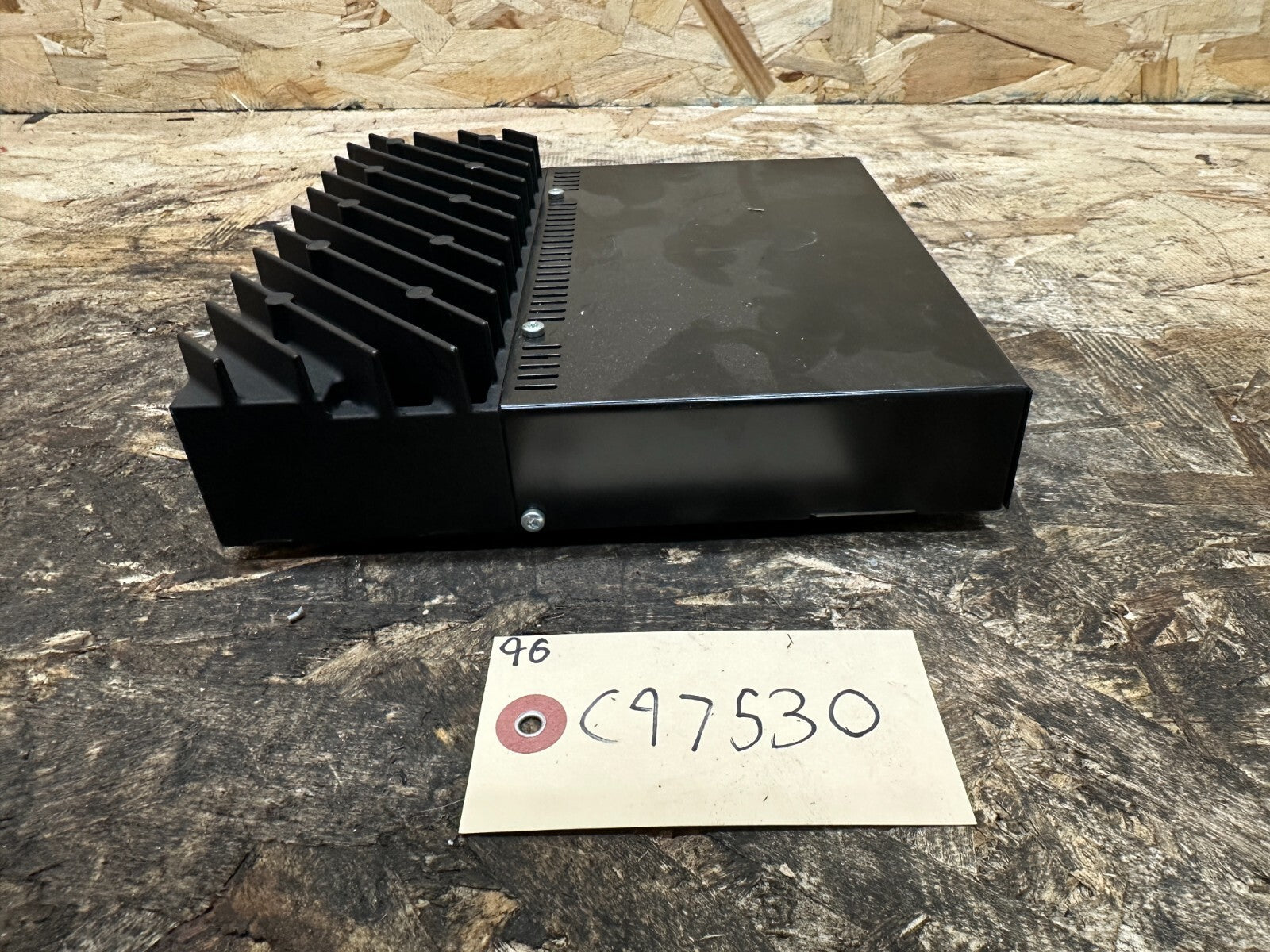 BMW 2006-2013 E90 LEAR HiFi AUDIO RADIO AMPLIFIER OEM 9143156