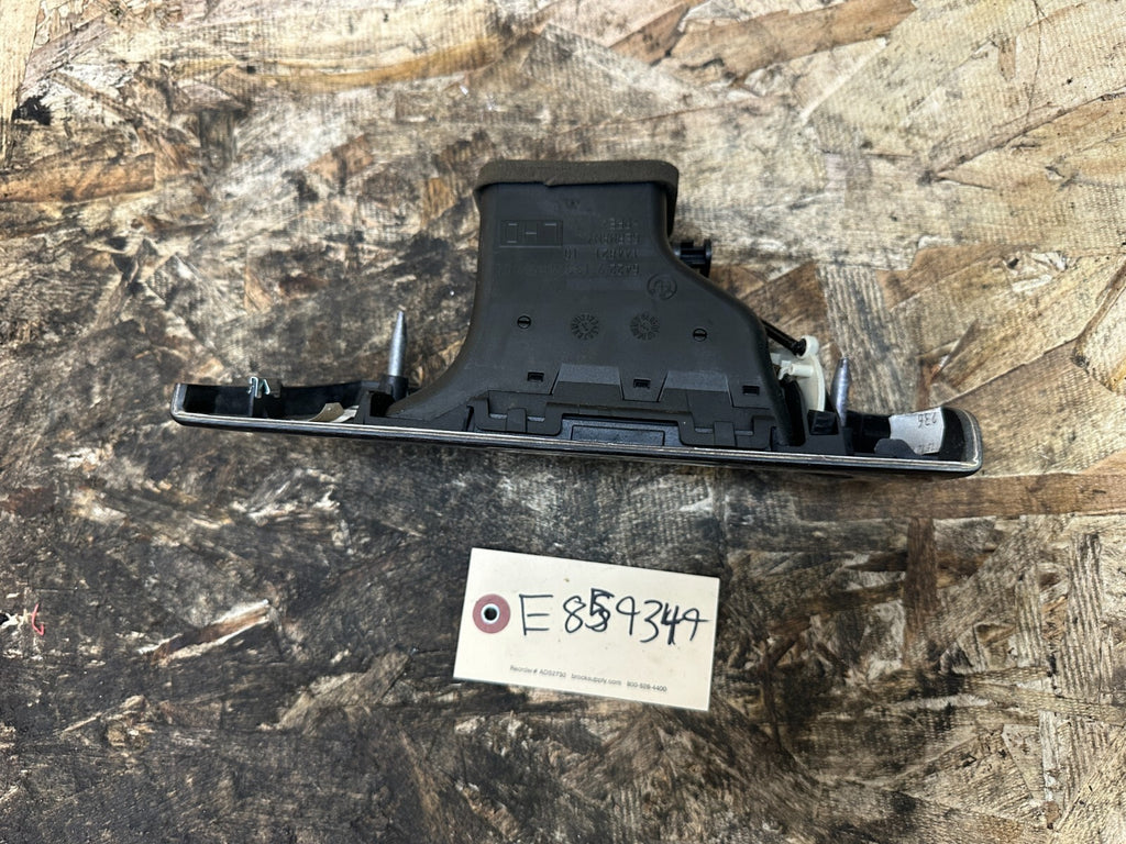 BMW 06-13 E90 BROKEN FRONT LEFT/DRIVER SIDE DASH AIR VENT BAMBUS OEM 9130459