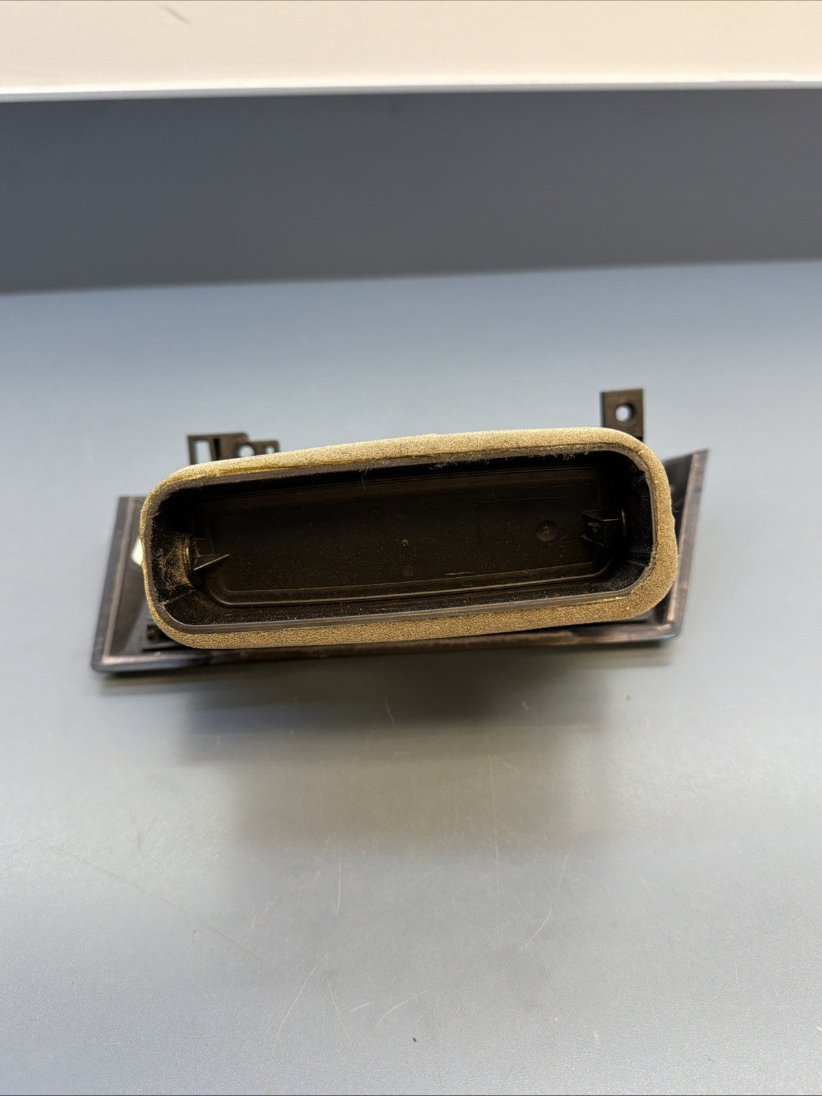 2004-2007 BMW 525I 530I E60 FRONT LEFT DASH AIR CONDITIONING VENT OEM 6910731 D4