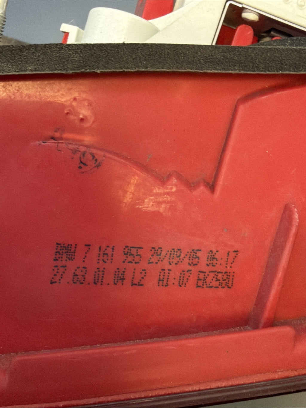 06-08 BMW E90 325i 330i 328i 335i Sedan Left Rear Tail Light Lamp 7161955 PRELCI
