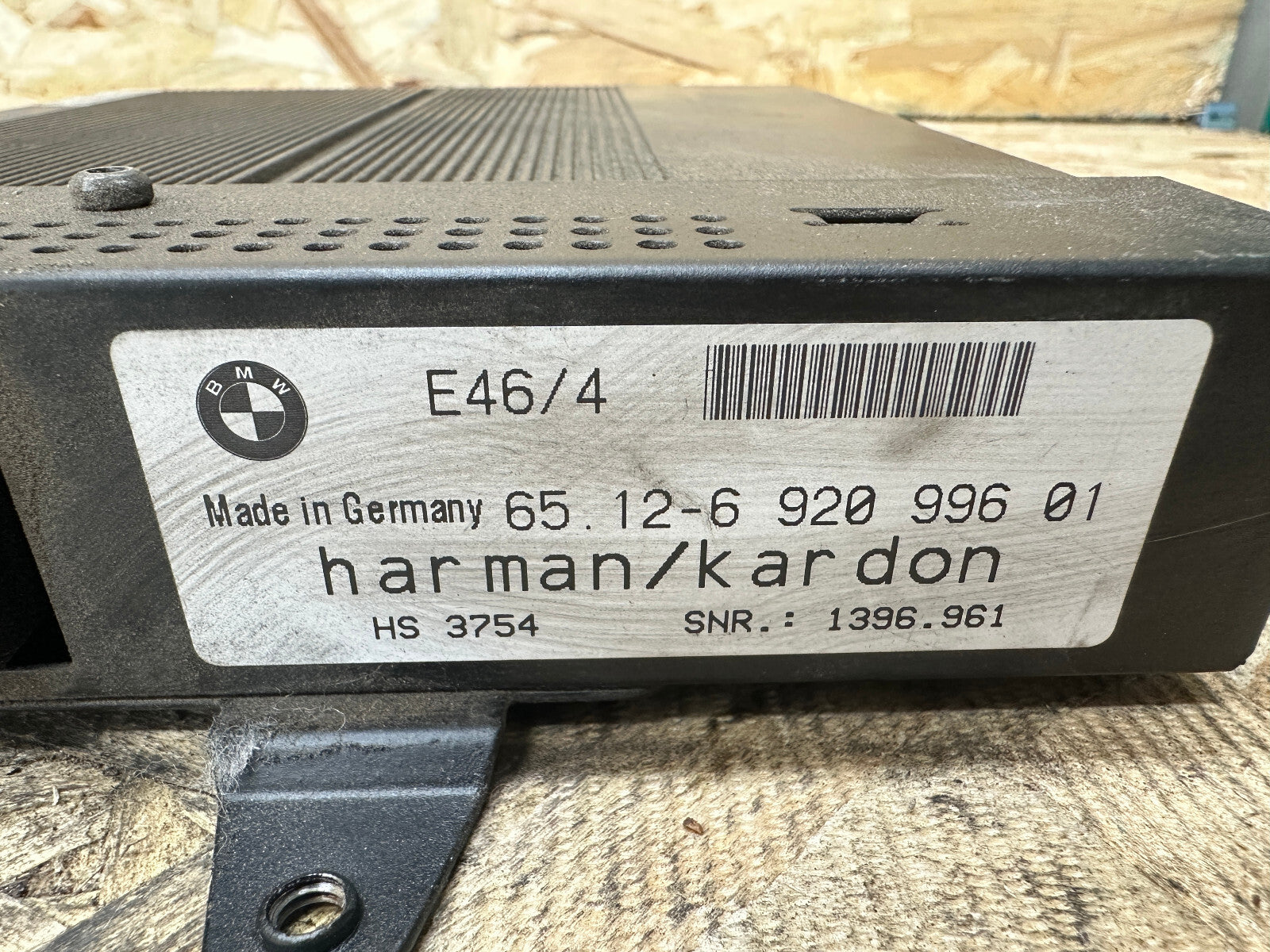 BMW 1997-2005 E46 3 SERIES AUDIO AMPLIFIER HIFI HARMAN KARDON OEM 6920996