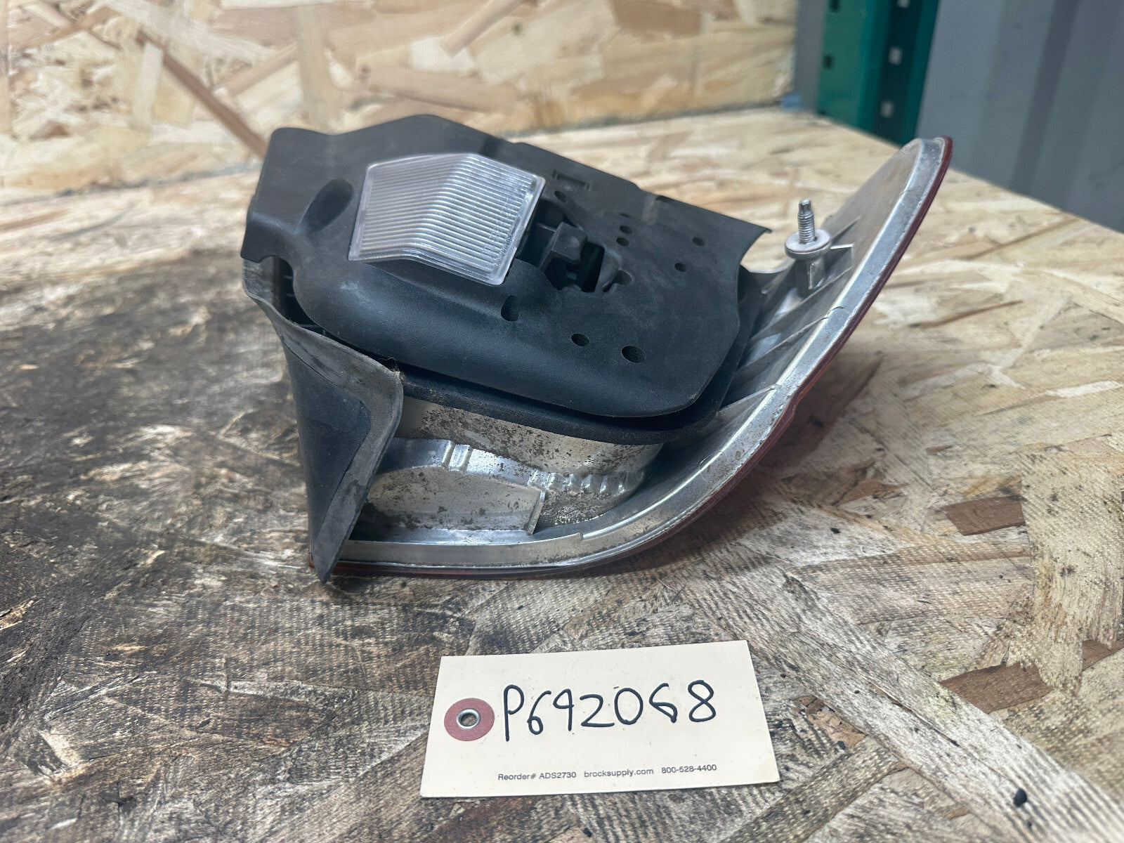 BMW 03-06 E46 LCI 3 SERIES CONVERTIBLE REAR OUTER TAIL LIGHTS L+R 2PC SET