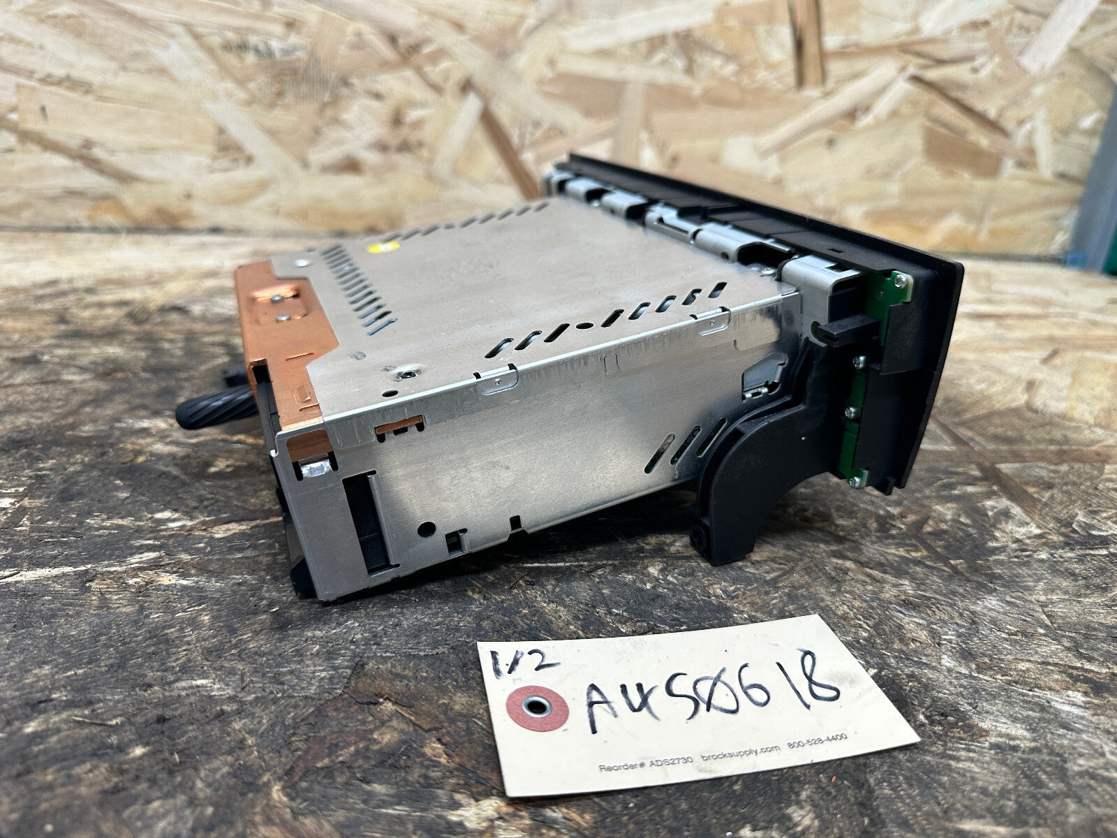 08-13 BMW 128I 135I 328I 335I RADIO STEREO UNIT RECIEVER OEM 9199389