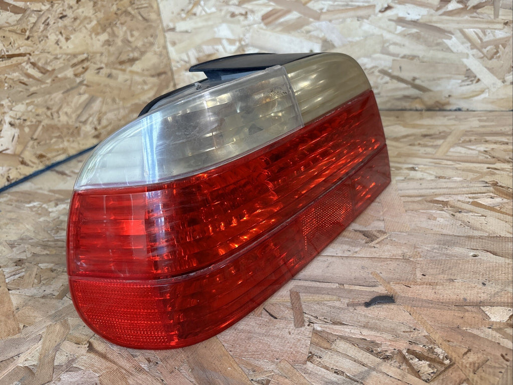 BMW E38 rear light rear lights left rear light left 268055L