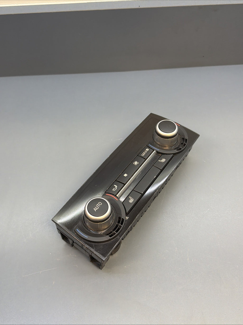 09-15 BMW F01 F02 750I 750LI 740I 760I CENTER CLIMATE CONTROL UNIT 9224788