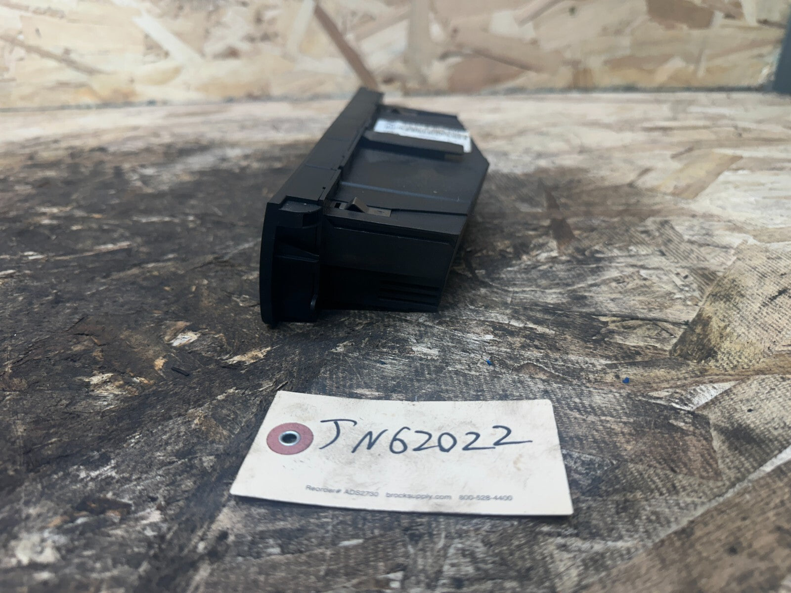 BMW 1997-2006 323ci CLIMATE CONTROL HEATER AC CONTROL PANEL OEM 6902440