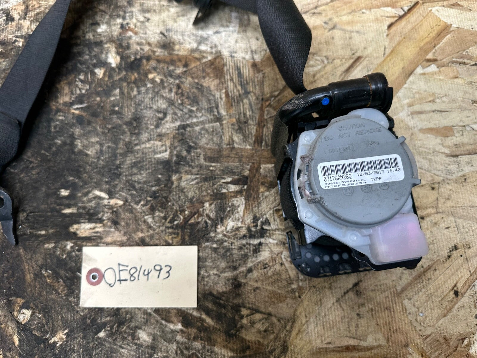 BMW 2011-2019 F25 X3 FRONT RIGHT PASSANGER SEATBELT RETRACTOR OEM 3066322