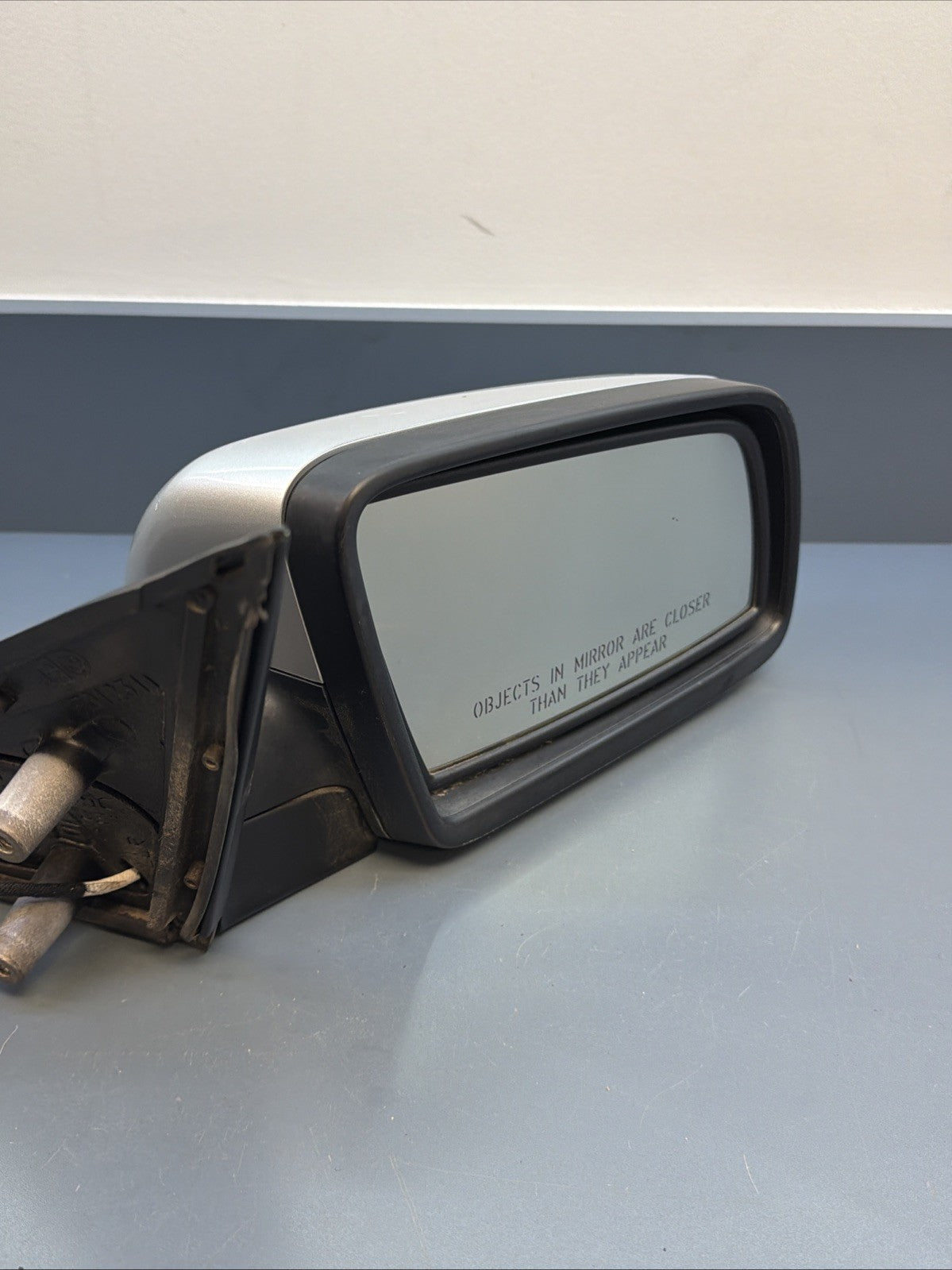 06 07 08 09 10 BMW 5 Series 535i Left Mirror Power Heated 7043437 668 Gray