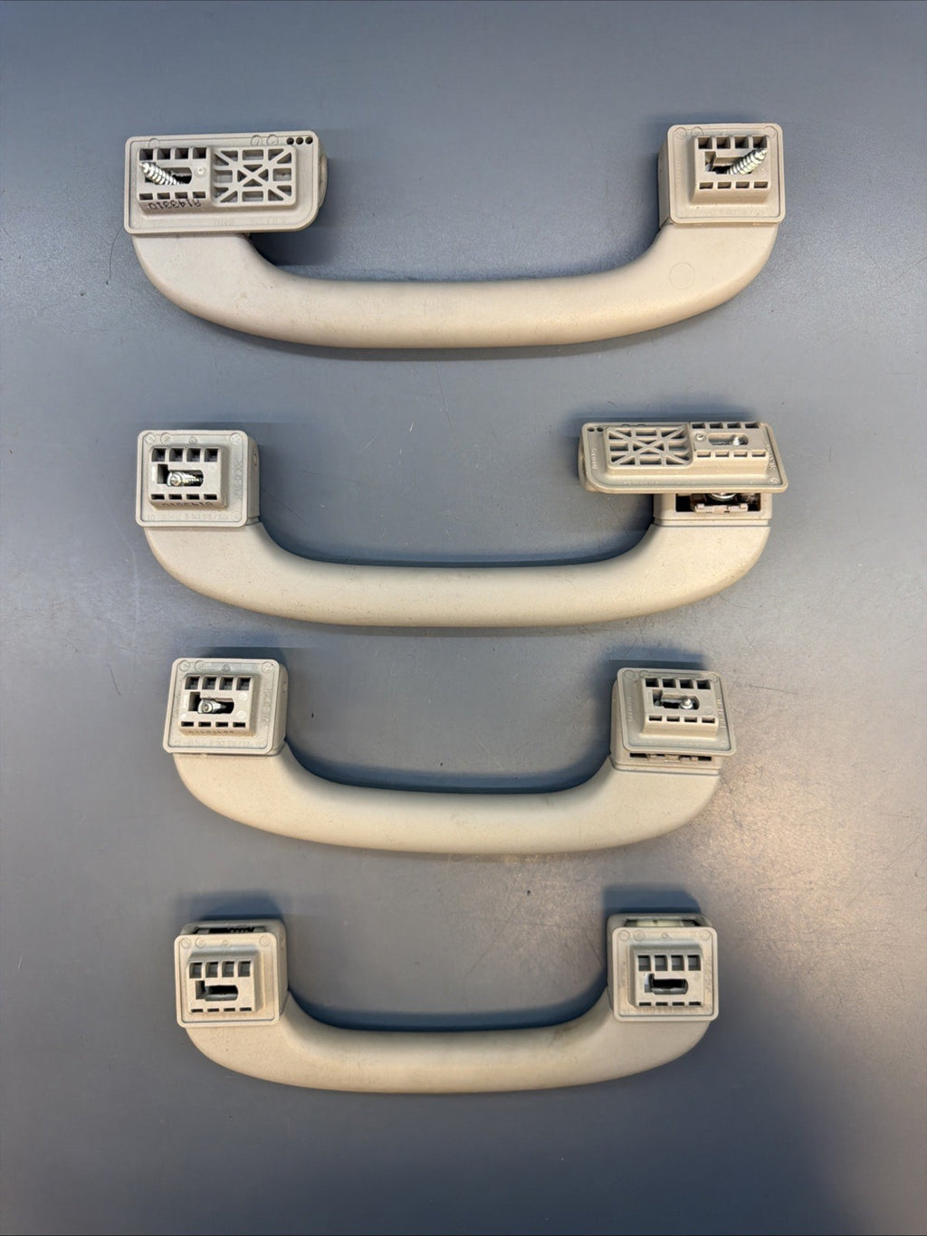 06-11 BMW E90 328I 335I INTERIOR ROOF GRAB HANDLE 7033659 OEM SET OF 4 GRAY