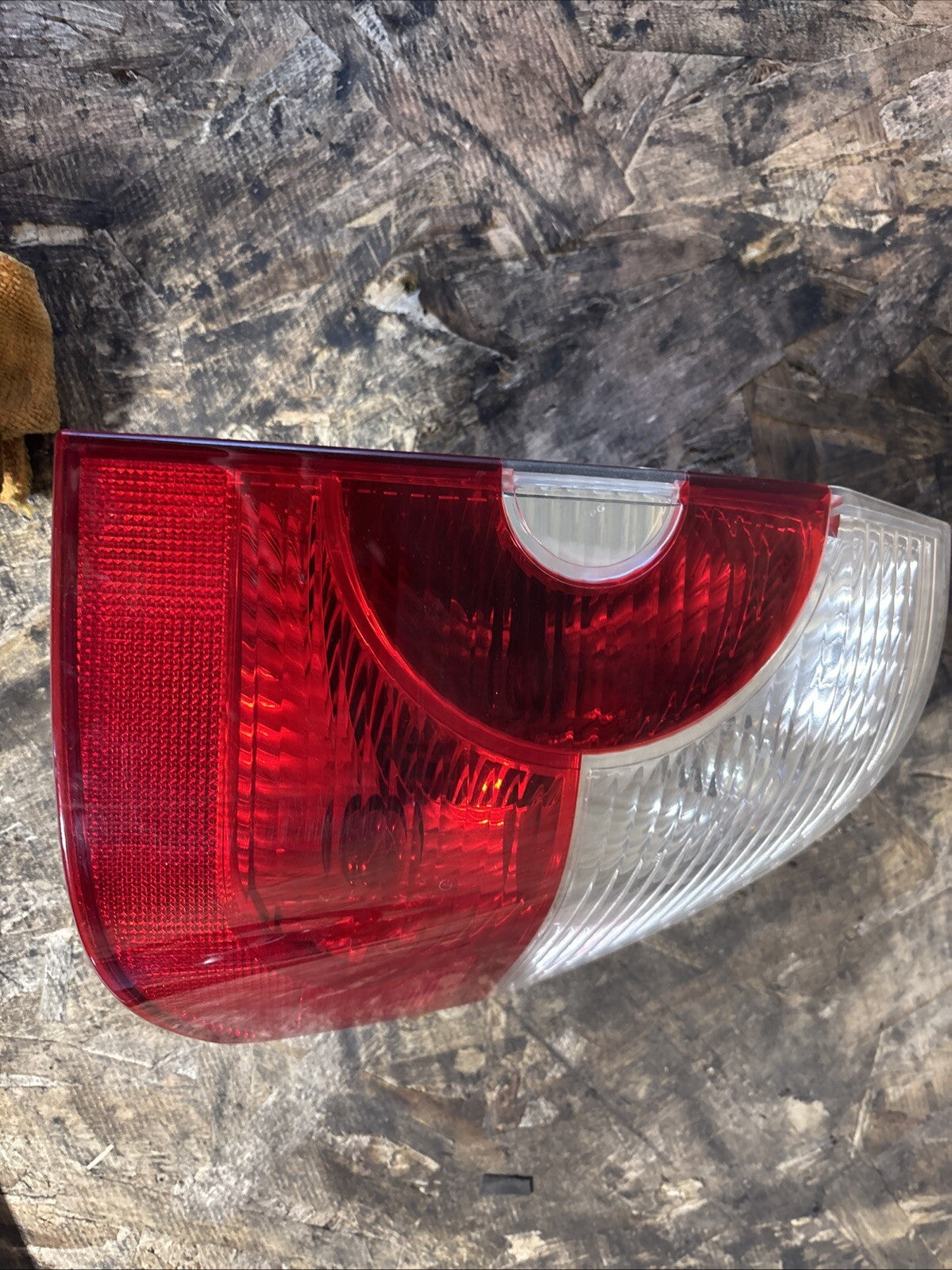BMW X3 LIGHT OUTER REAR RIGHT DRIVER SIDE 3418440 E83 2003 - 2006
